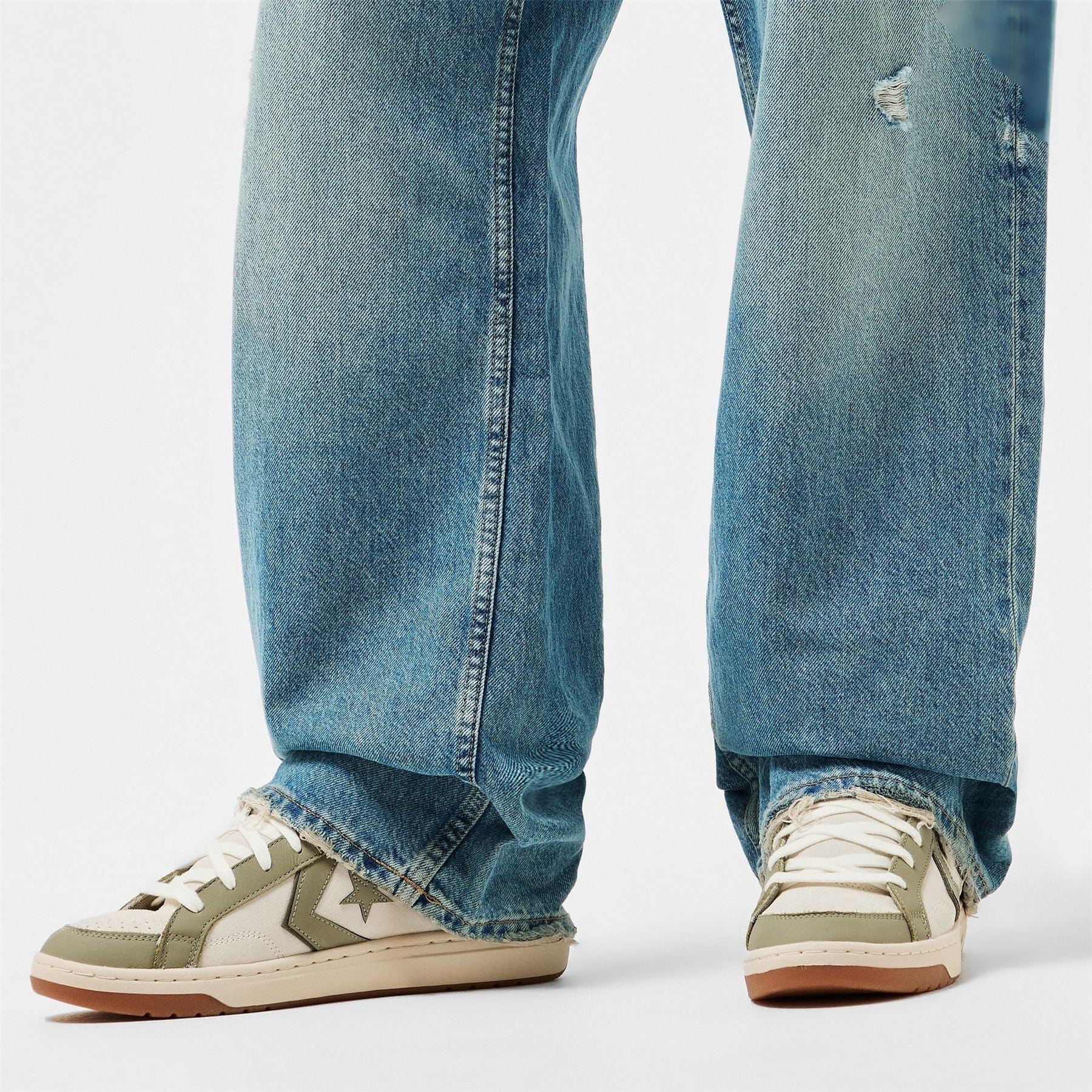 Converse Basket Canvasas Low Top Trainers