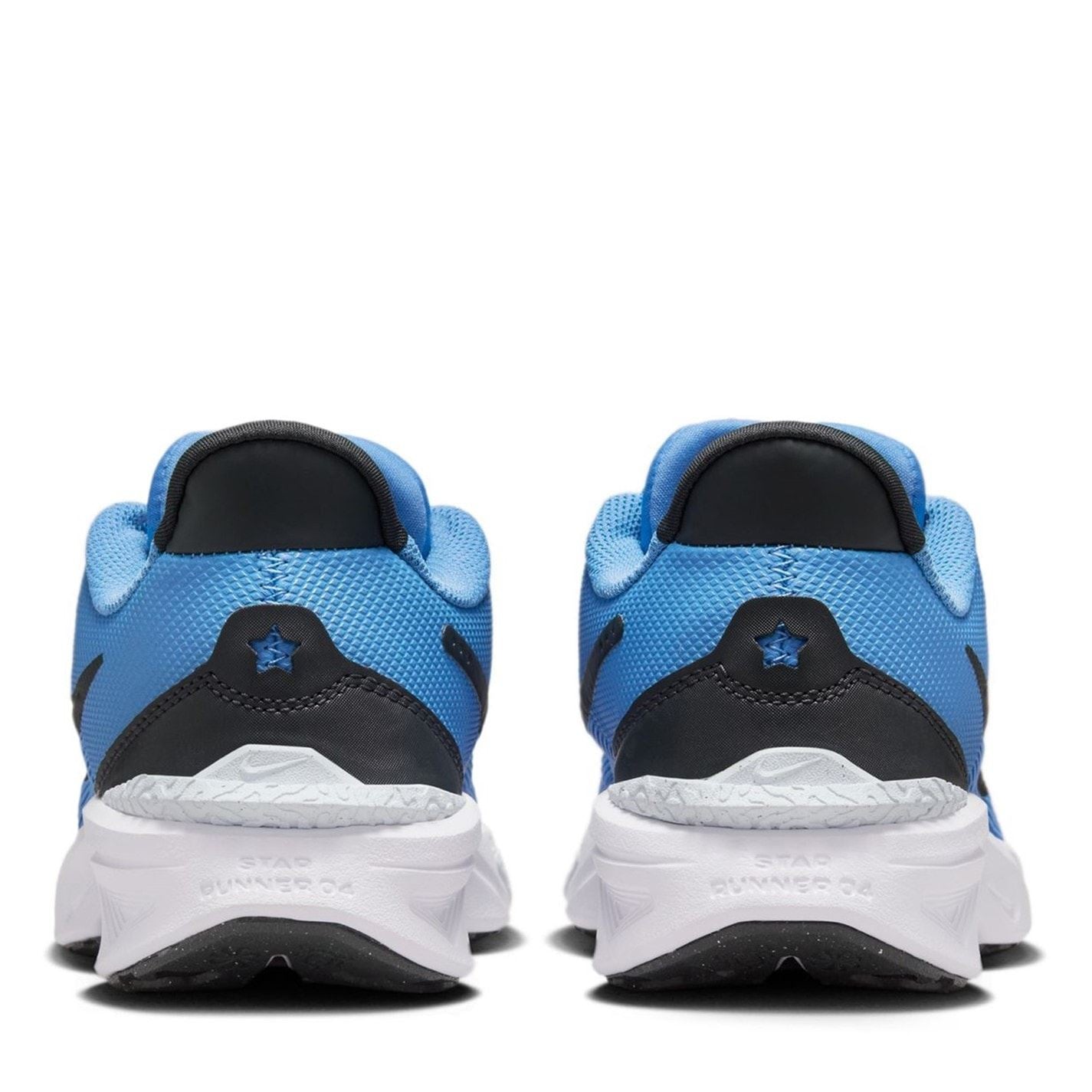 Nike Star Runner 4 NN Low Top Running Sneakers