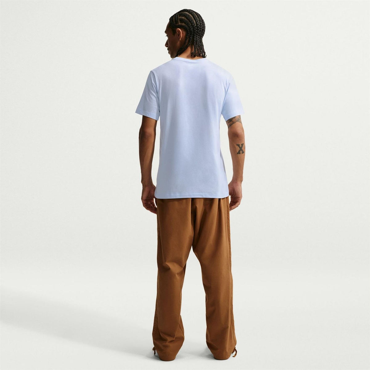 Nike Mens Sportswear Club T-Shirt