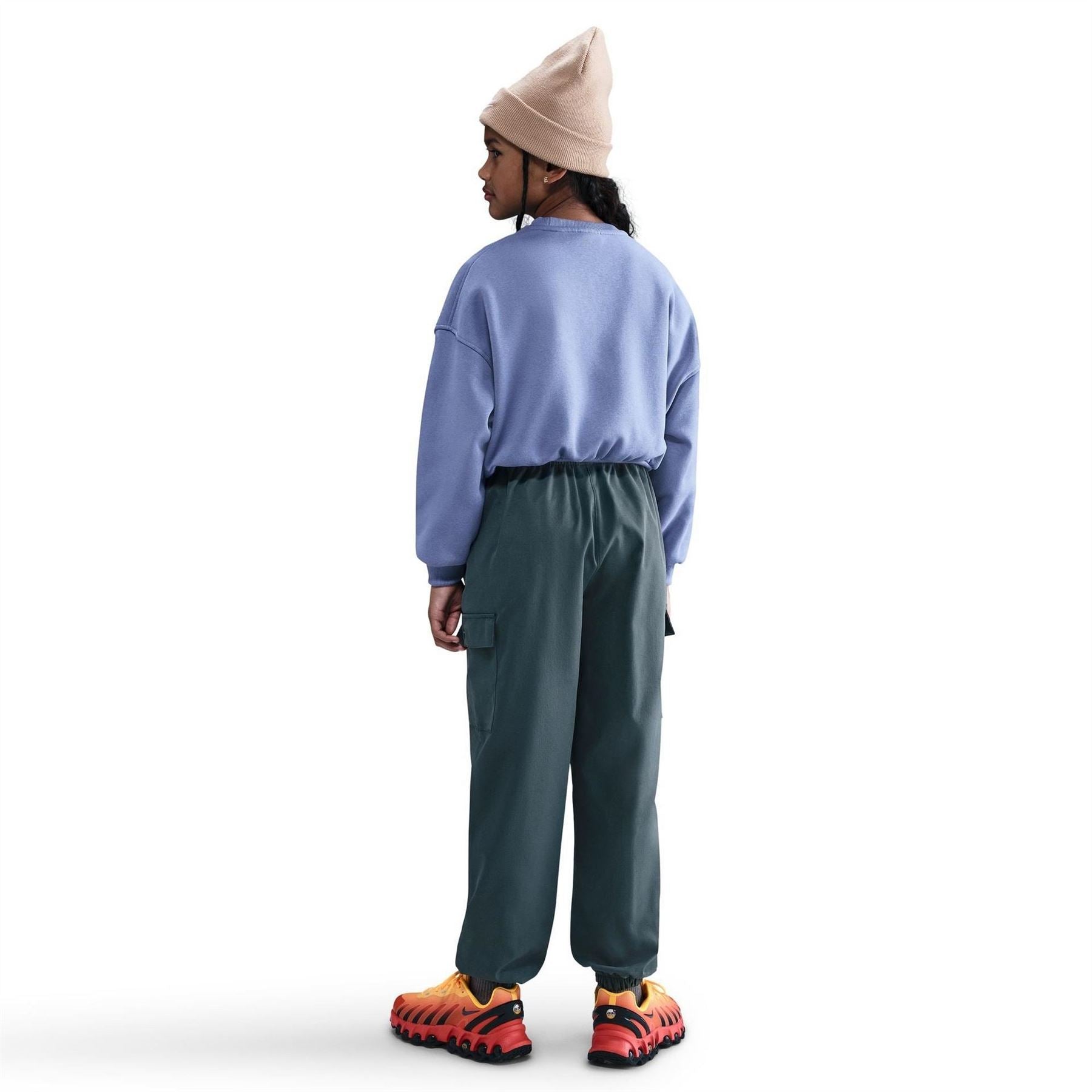 Nike Club Fleece Big Kids (girls) Boxy Crewneck Sweatshirt