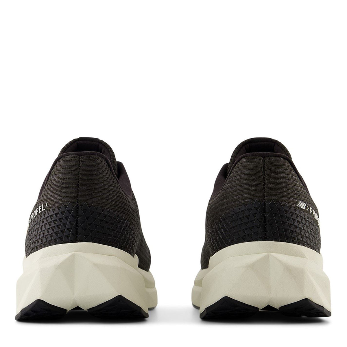 New Balance Mens Balance Fuelcell Propel V5 Running Shoes