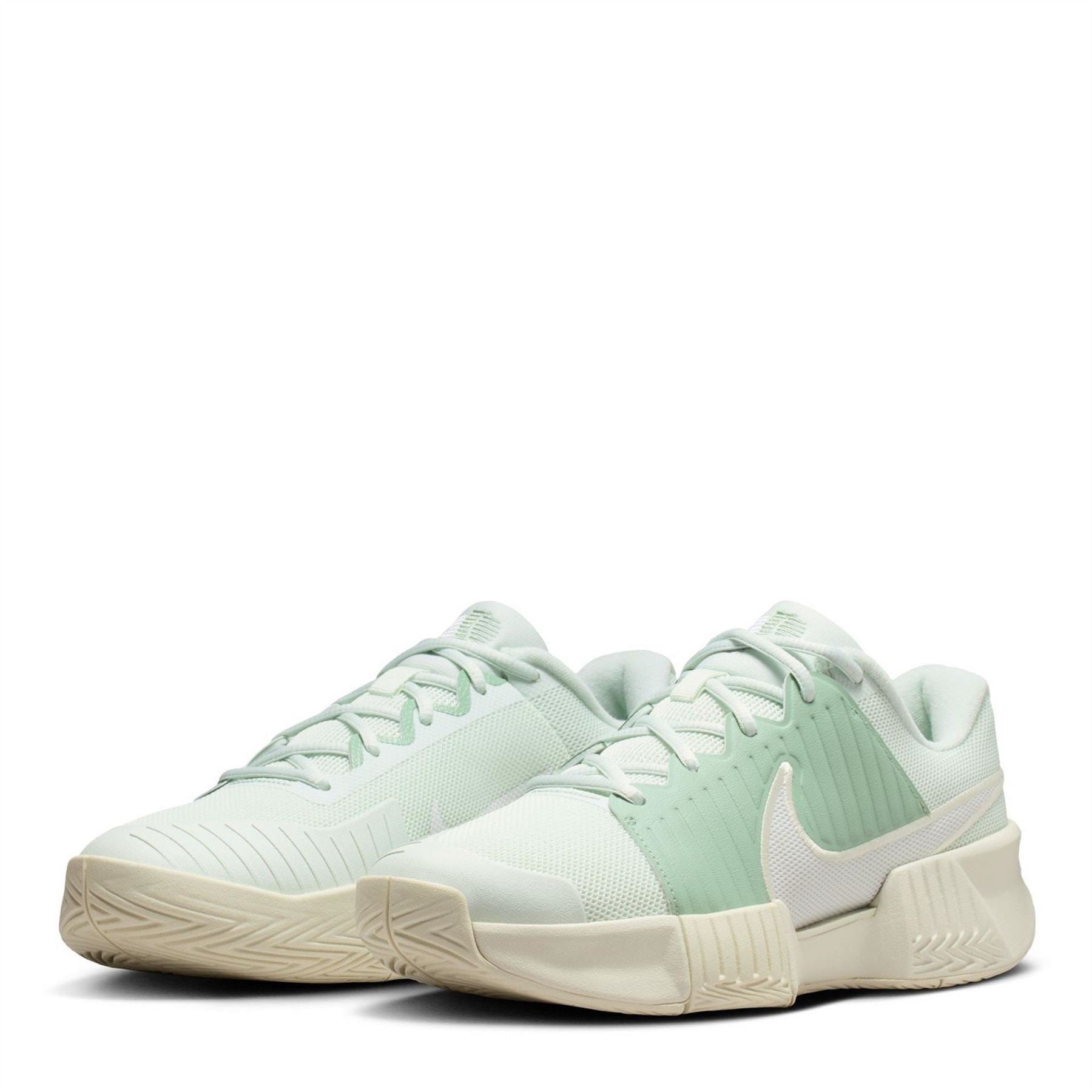 Nike Womens Gp Challenge Pro Hard Court Tennis Shoes