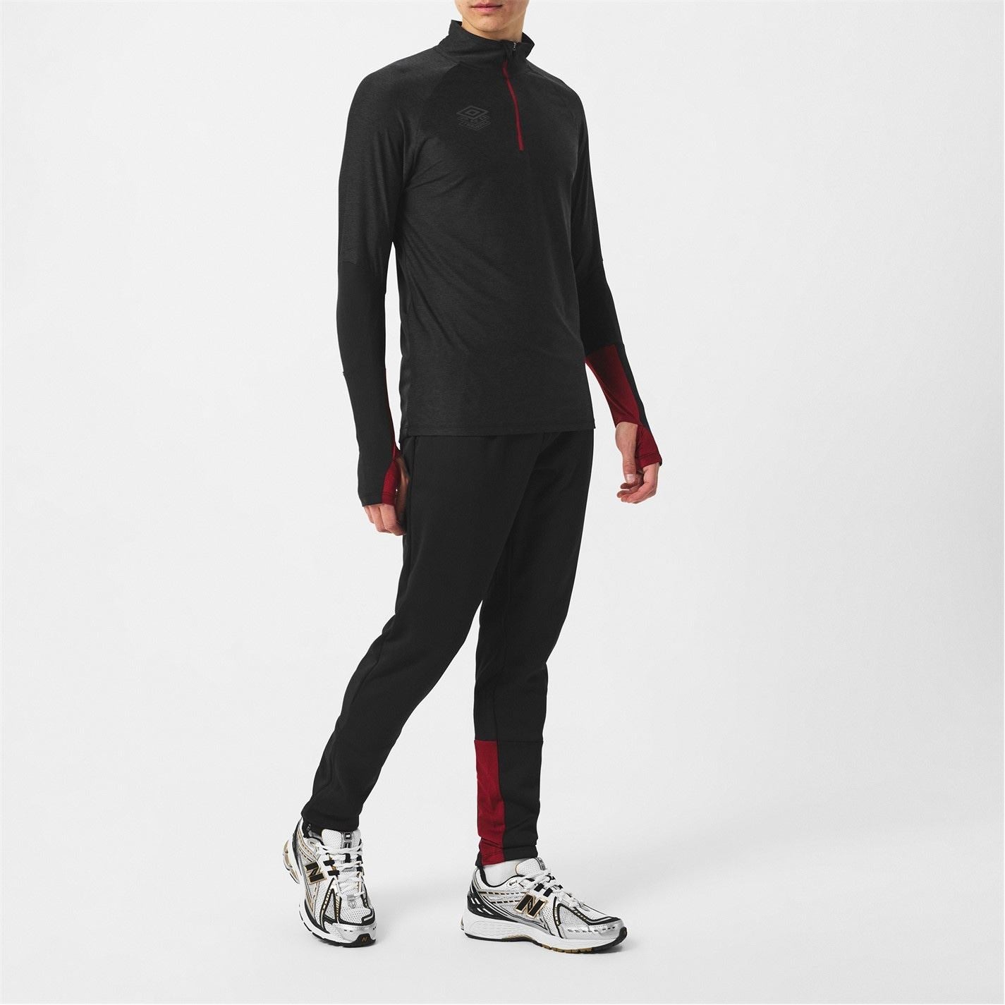 Umbro Pro Hooded Regular Fit Sweatshirt