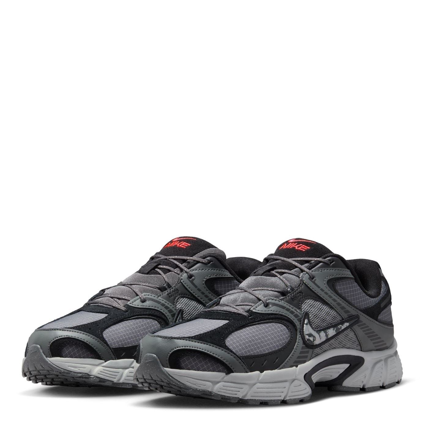 Nike Vomero 5 Running Flat Heel Trainers