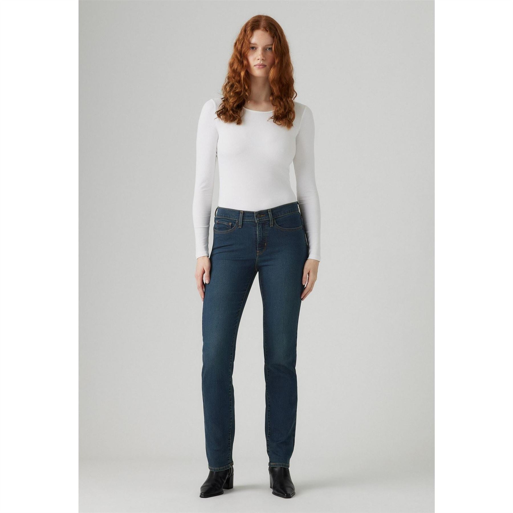 Levis 314 Shaping Straight Jeans