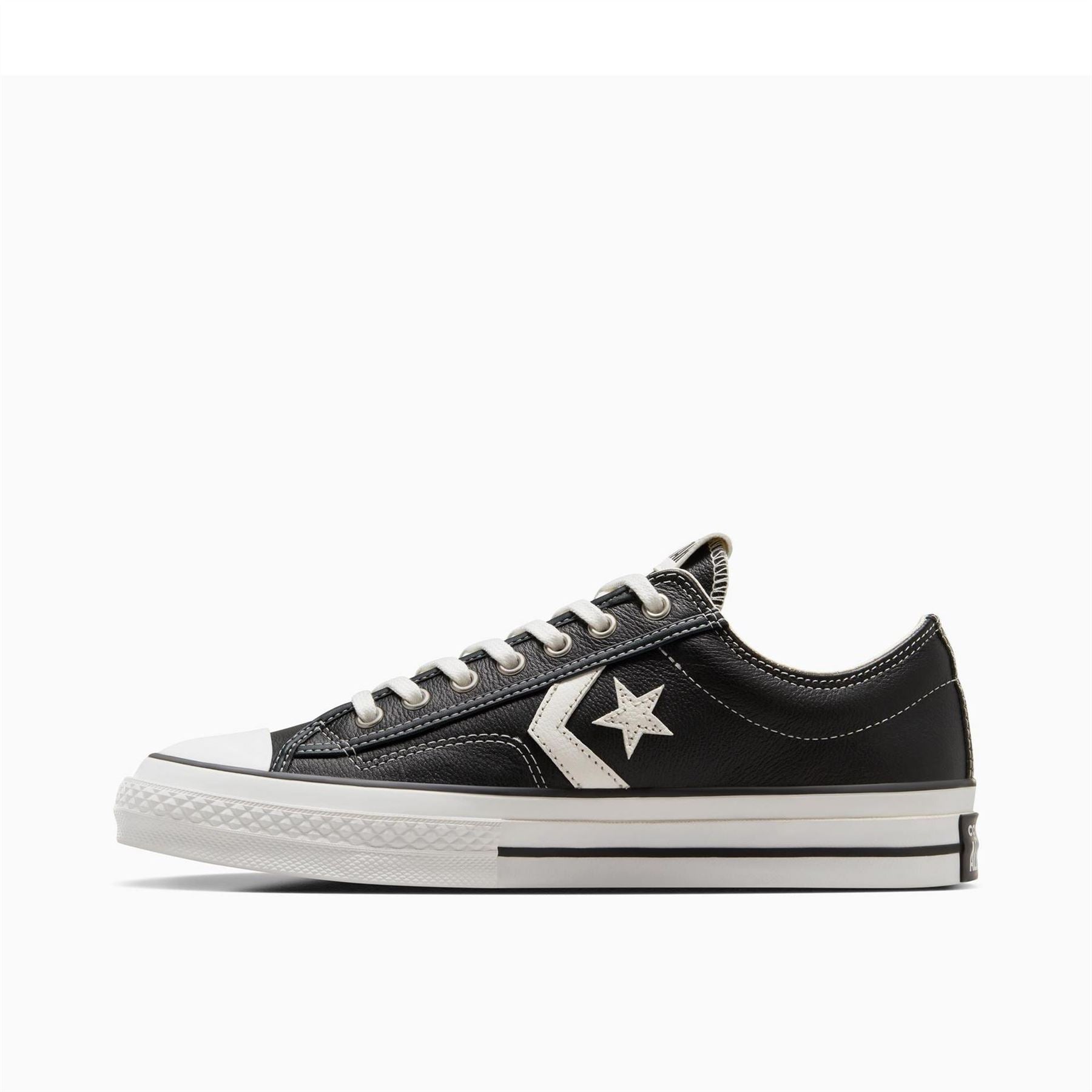 Converse Adults Star Player 76 Fall Leather Low Top Trainers