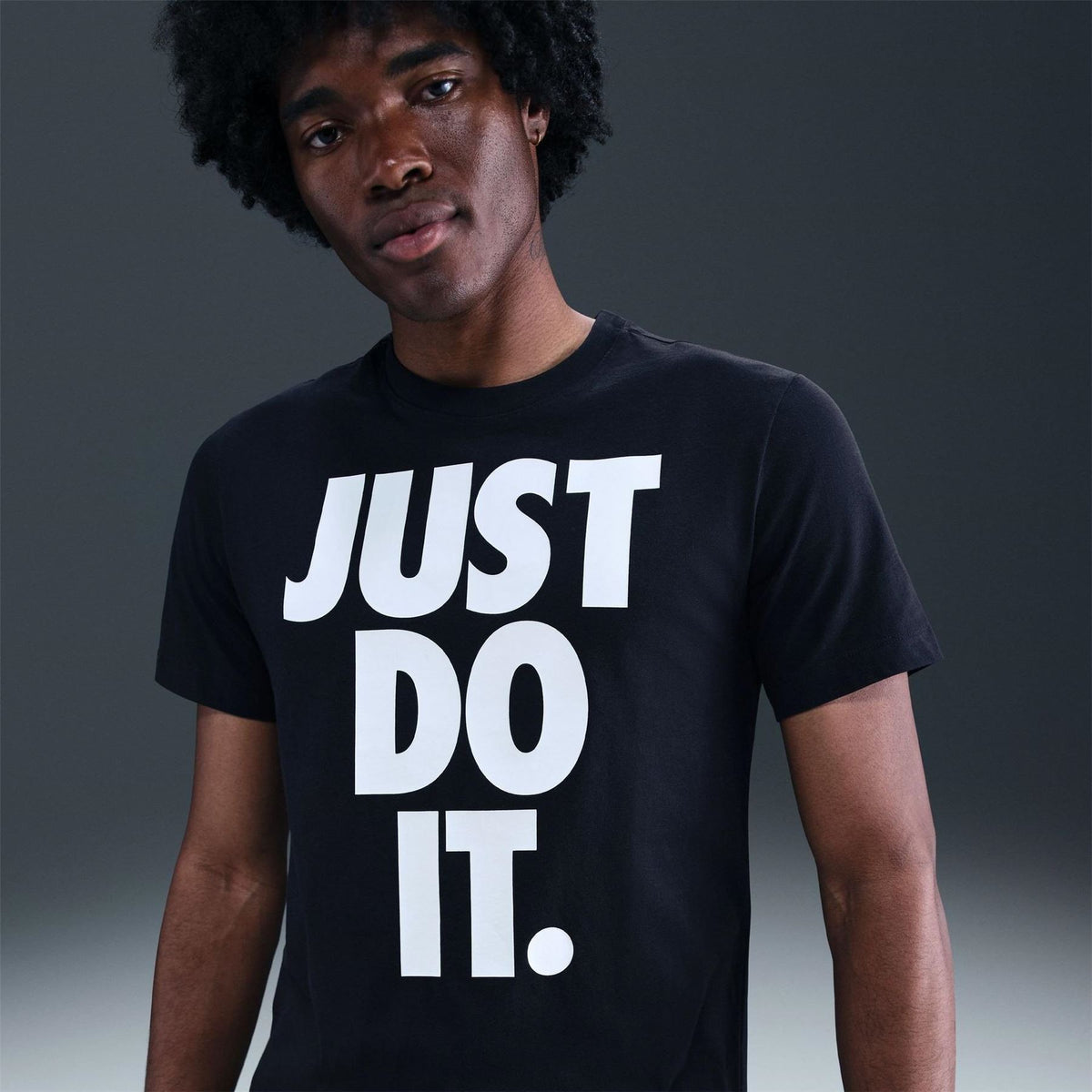Nike Mens Sportswear Club T-Shirt