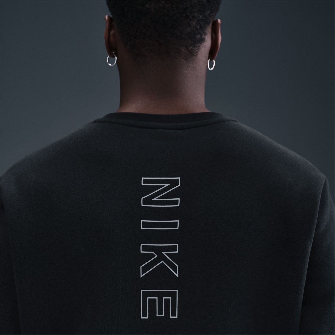 Nike Crew Neck Ribbed Collar Long Sleeve Raglan Sweatshirt