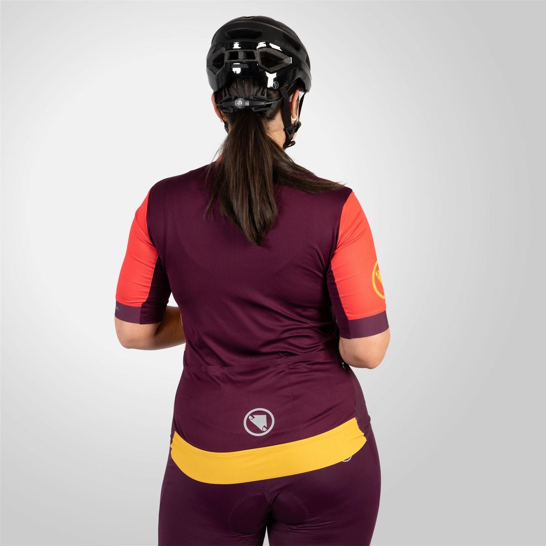 Endura Mock Neck Short Sleeve Slim Fit Athletic Jersey