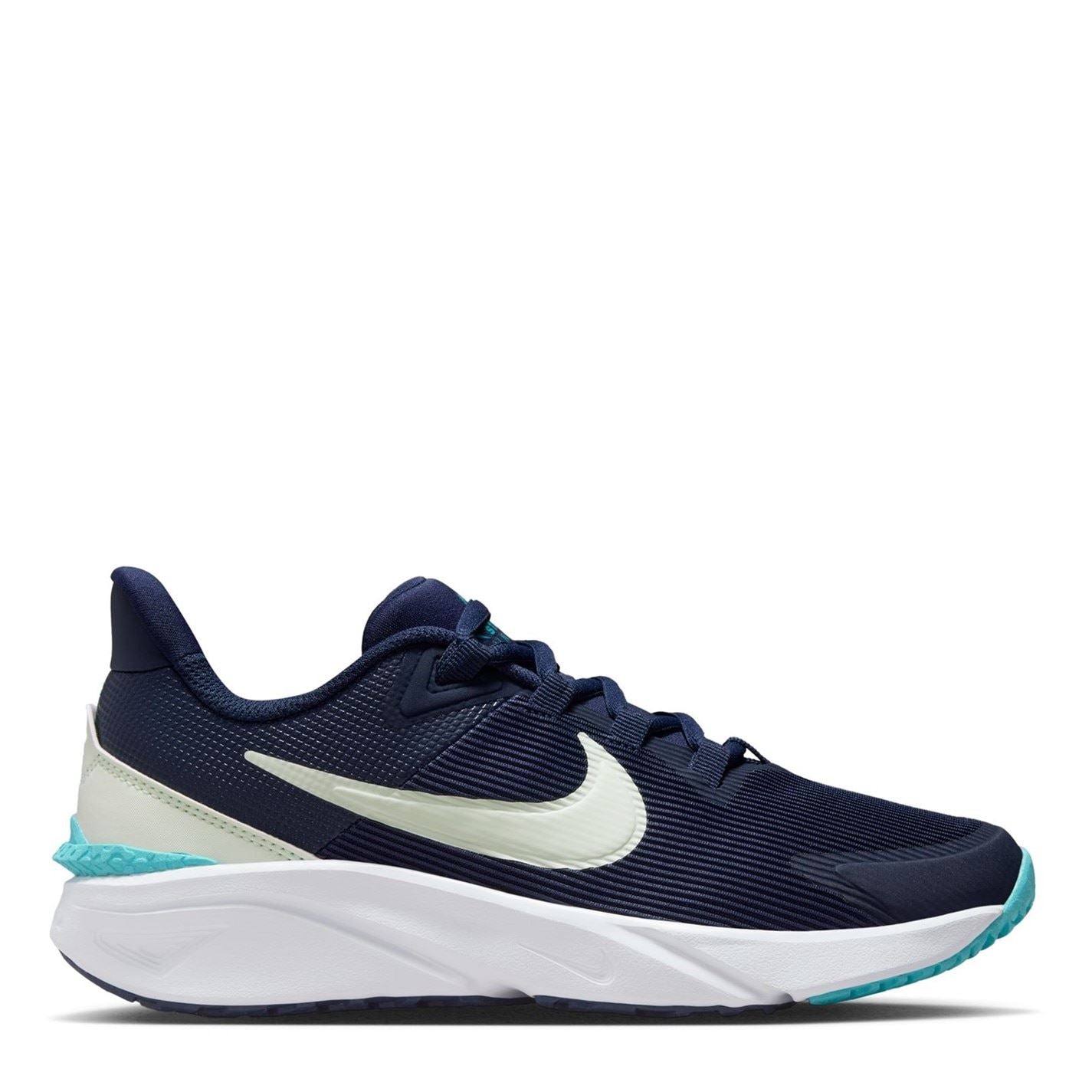 Nike Star Runner 4 NN Low Top Running Sneakers