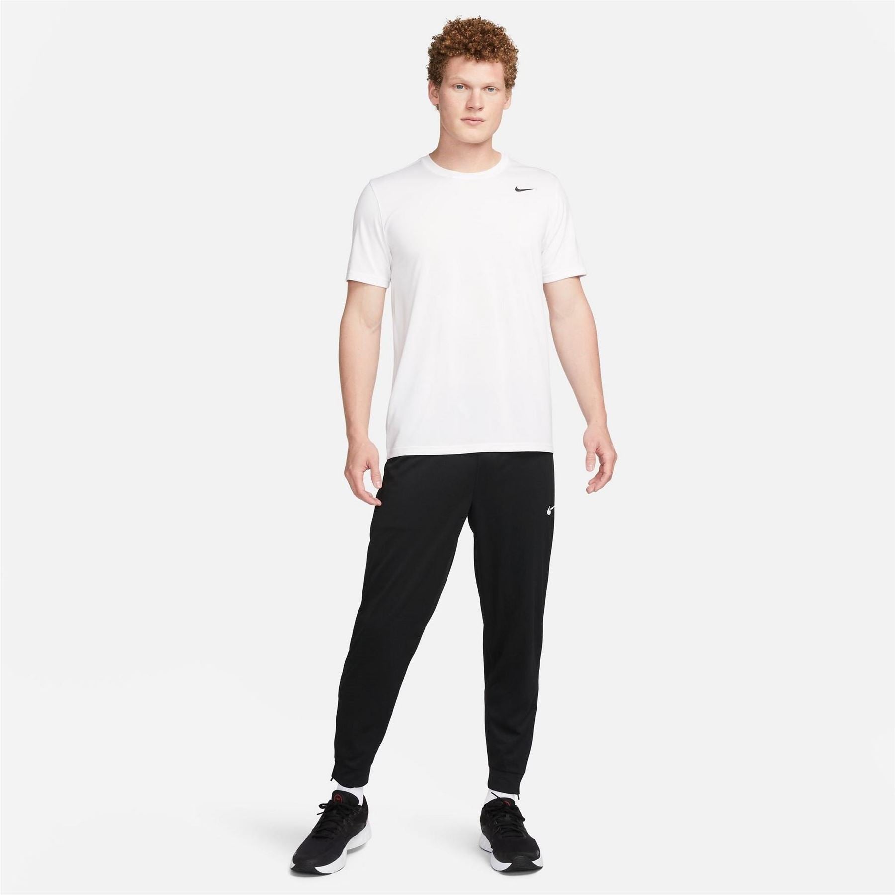 Nike Mens Totality Dri Fit Tapered Versatile Pants