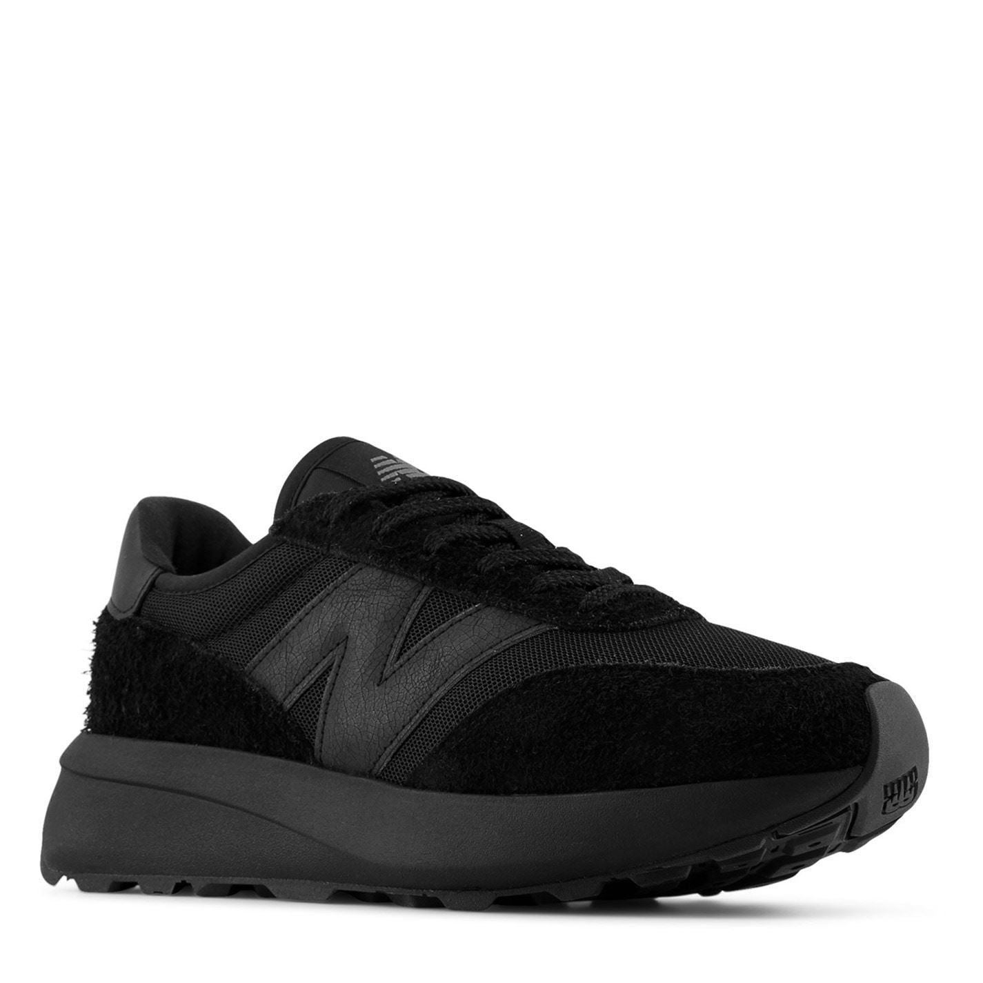 New Balance Low Top Round Toe Flat Heel Sneakers