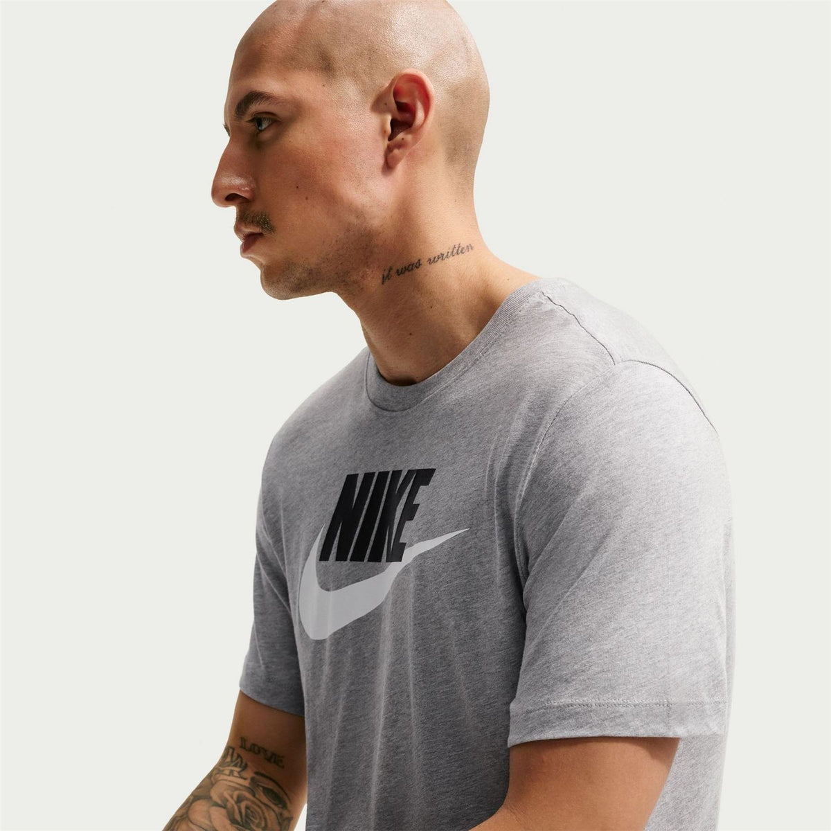 Nike Mens Sportswear Club T-Shirt