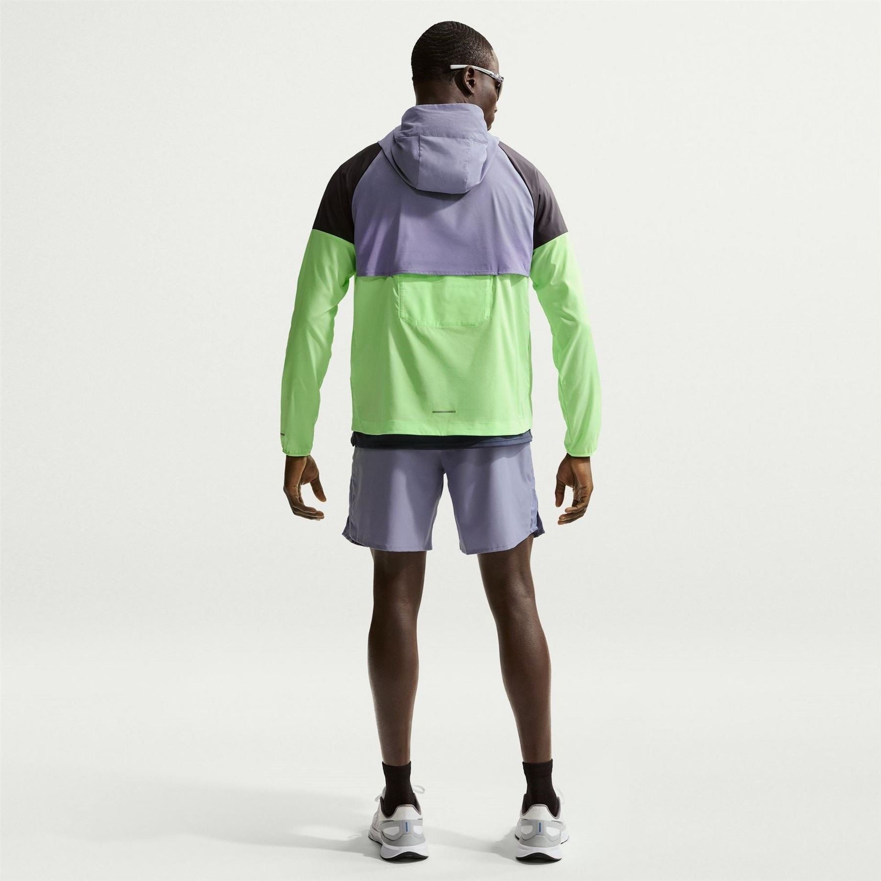 Nike Mens 7in Challenge Shorts