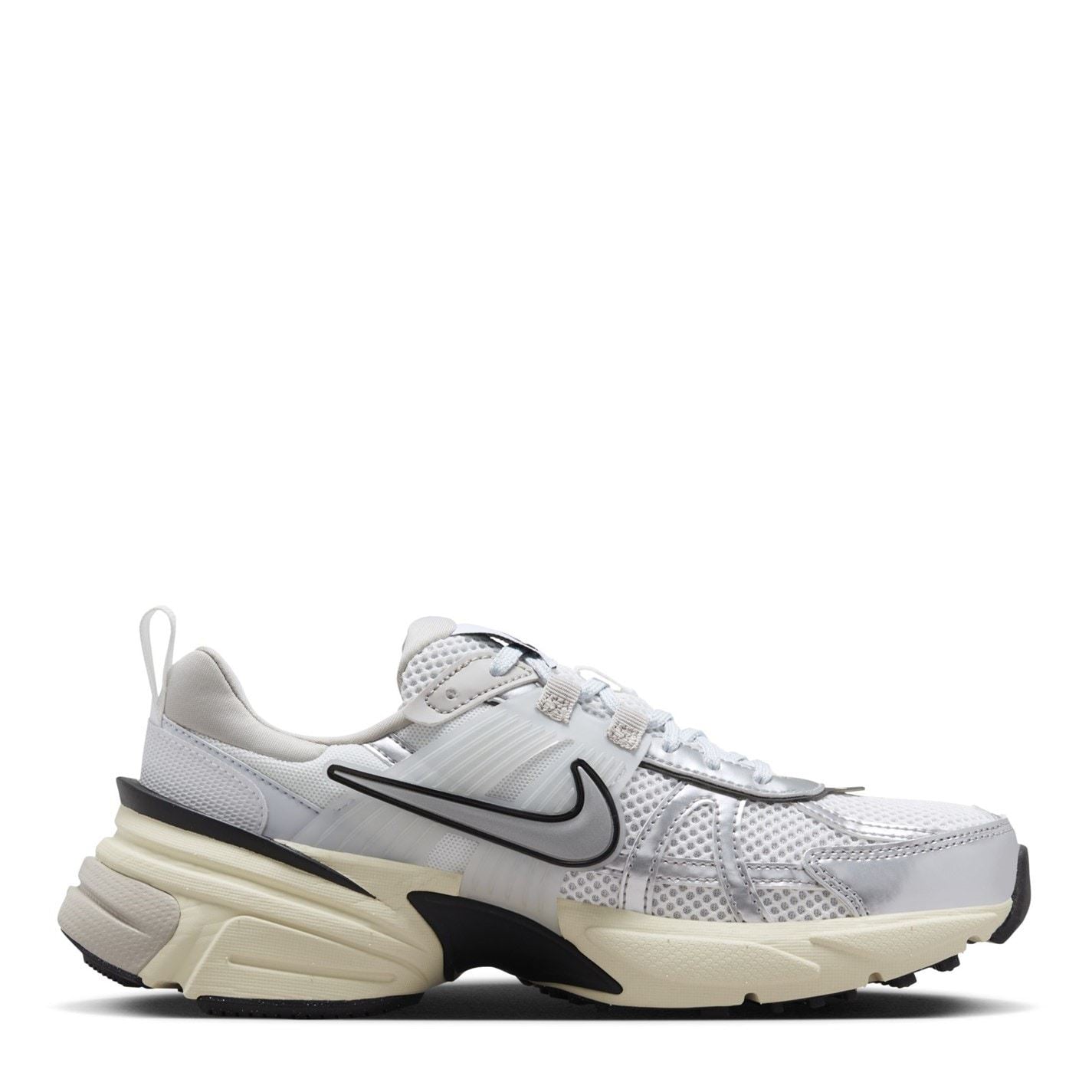 Nike V2K Lace-Up Low Top Sneakers