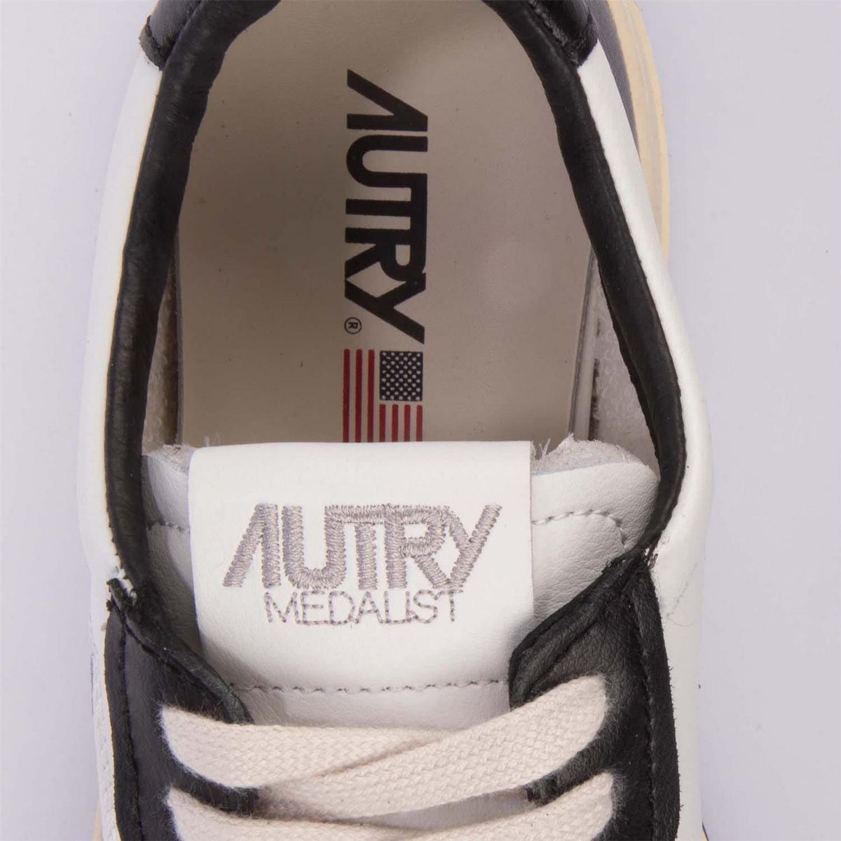 Autry Leather Court Trainers