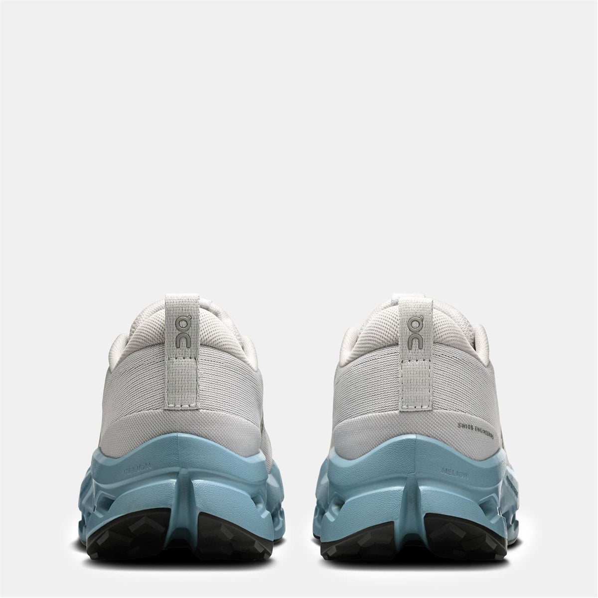 On Cloudsurfer Low Top Flat Heel Sneakers