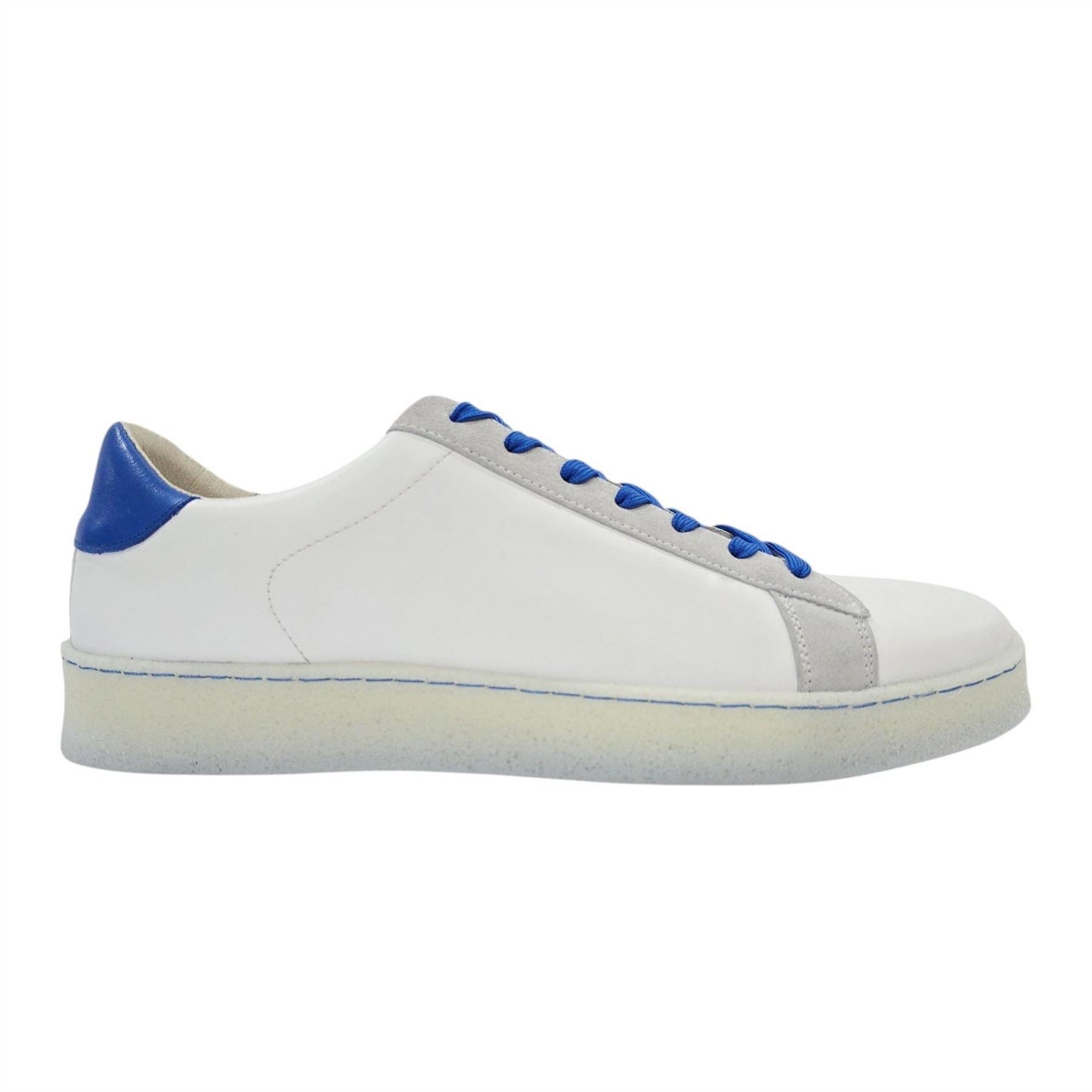 Loyalti Castro Low Top Trainers
