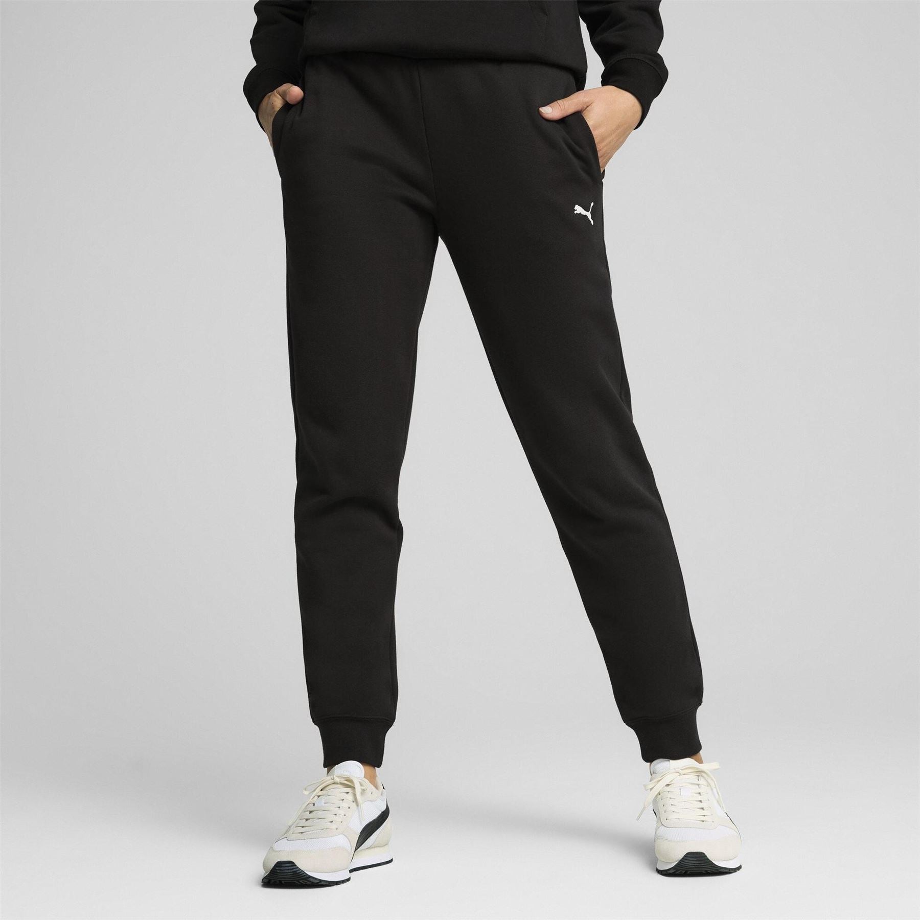 Puma Essential Regular Fit Sweatpants Joggers