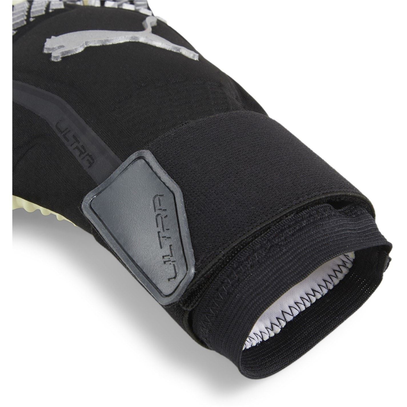 Puma Ultra Ultimate Hybrid Adults Goalkeeper Gloves