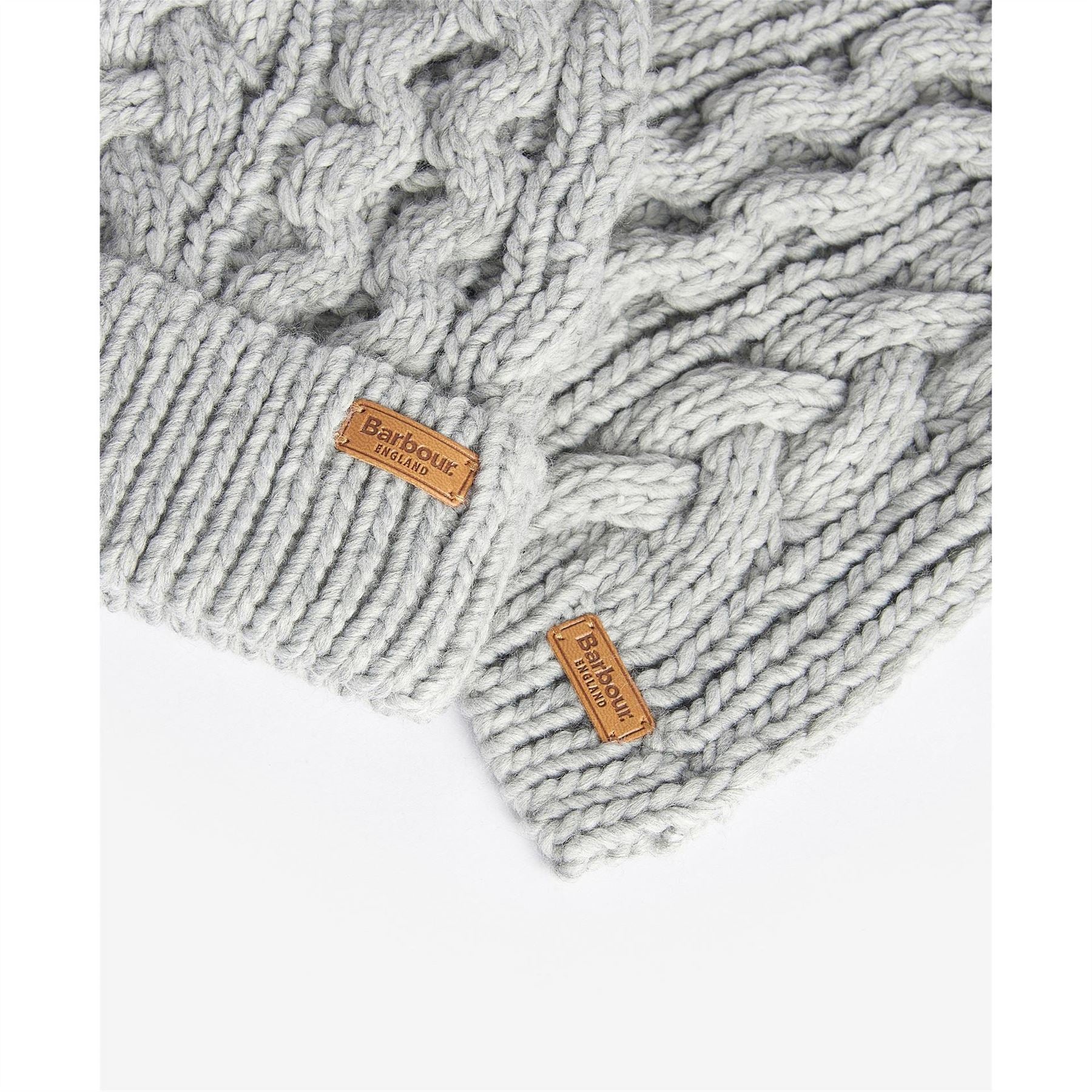 Barbour Beanie  And  Scarf Gift Set