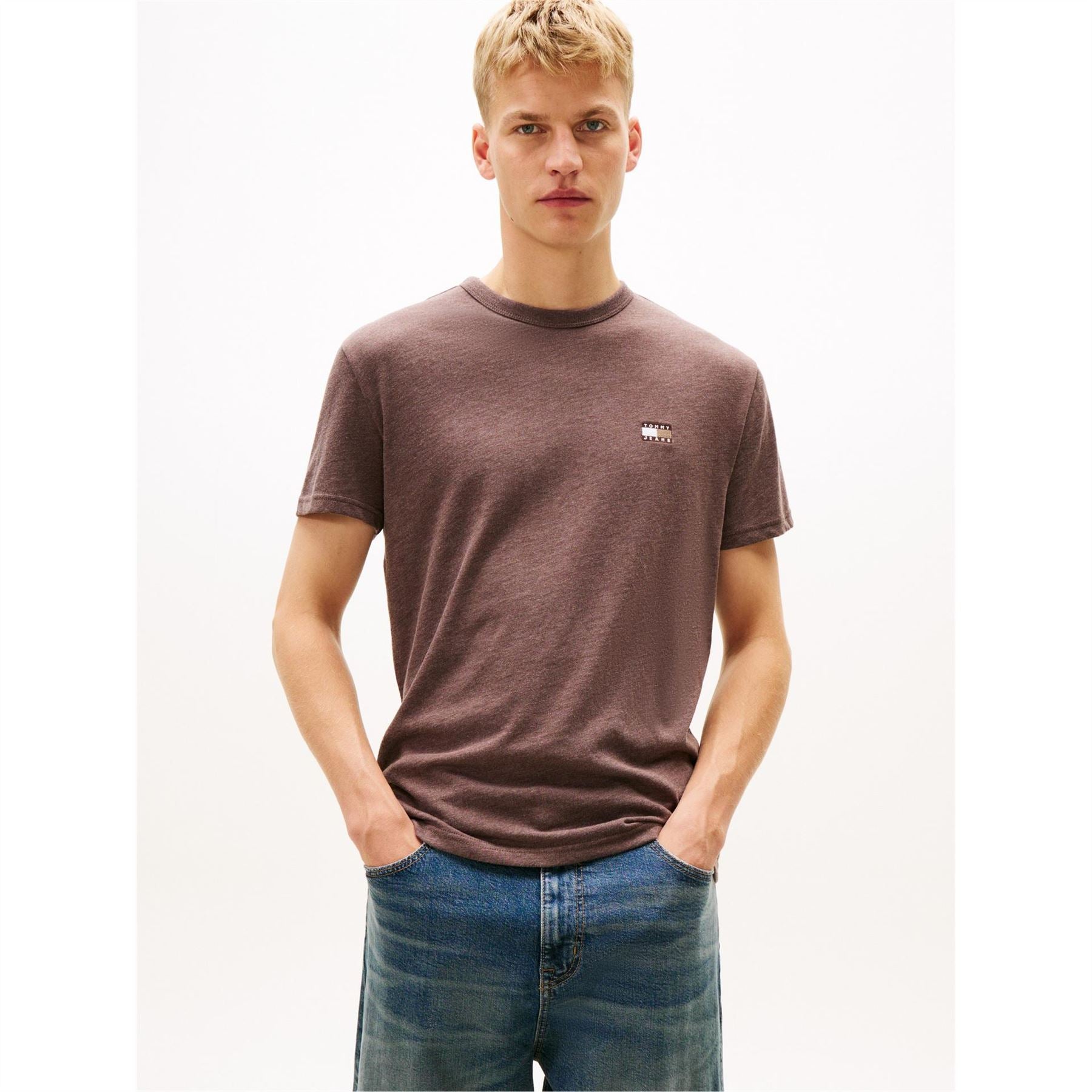 Tommy Jeans Tommy Small Badge T-Shirt