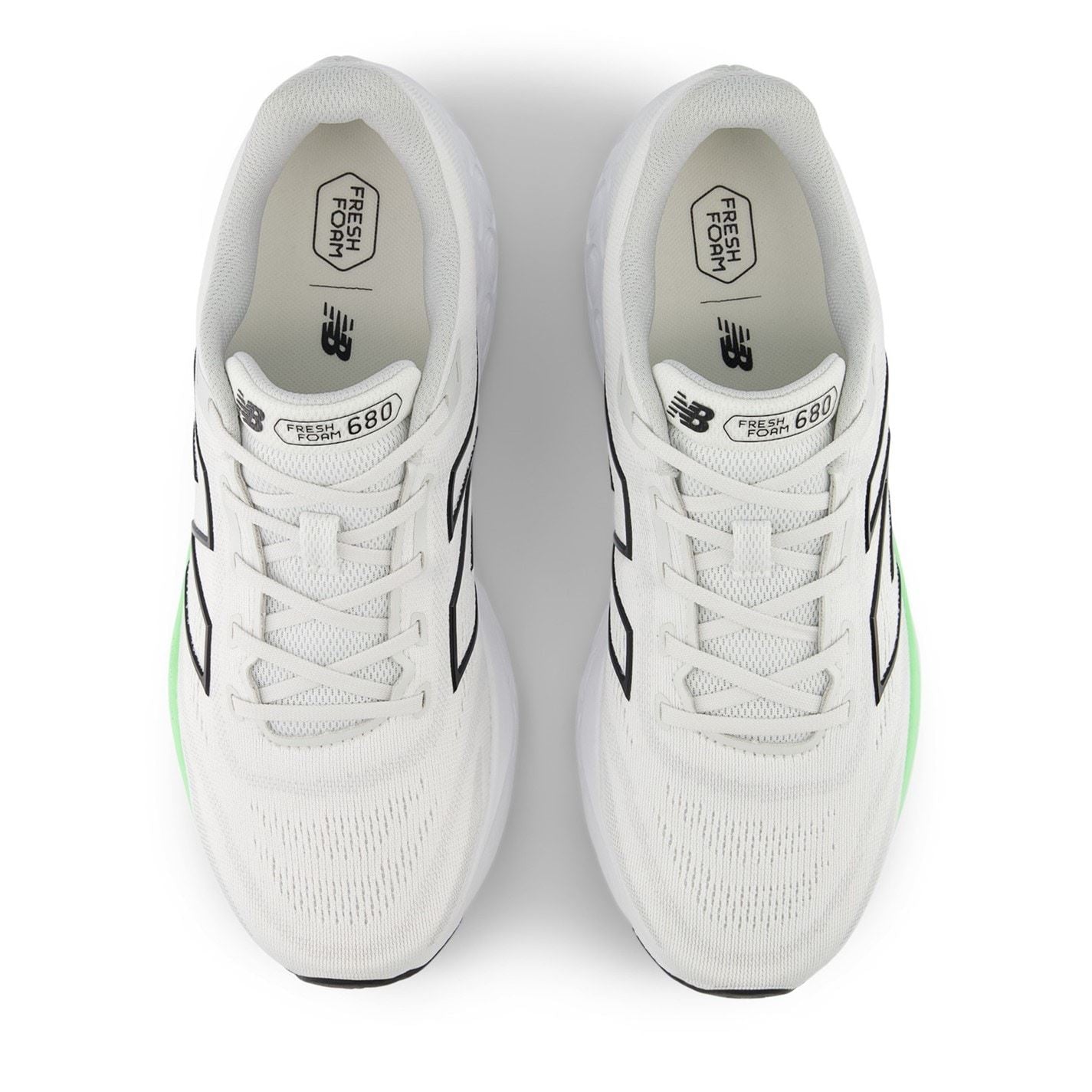 New Balance Mens Fresh Foam 680 V8 Running Shoe