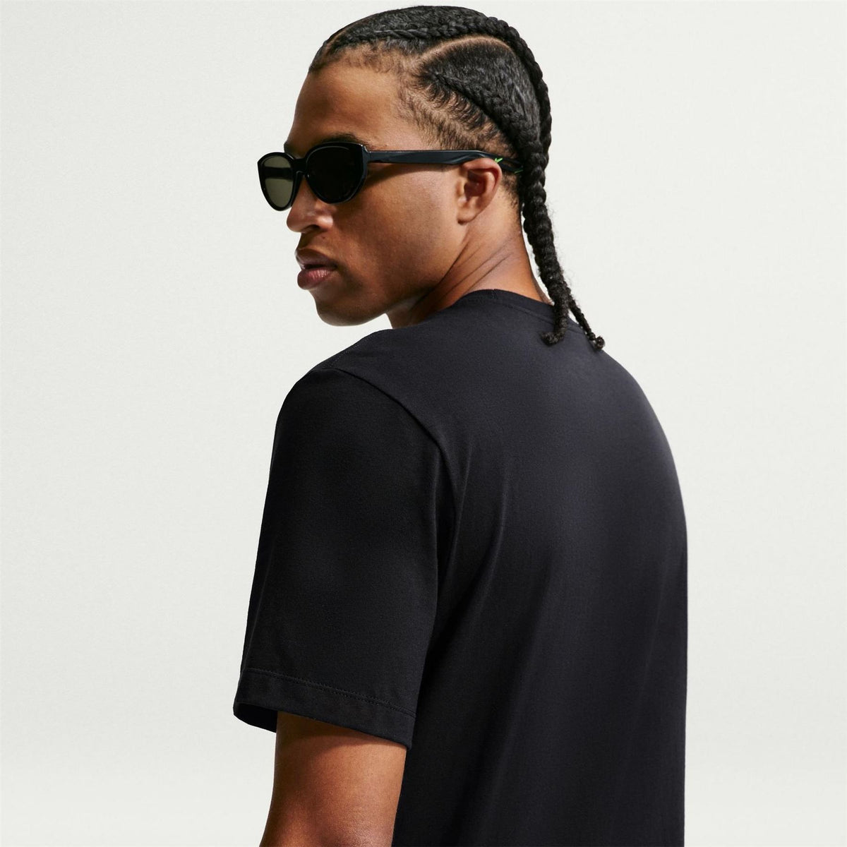 Nike Mens Sportswear Club T-Shirt