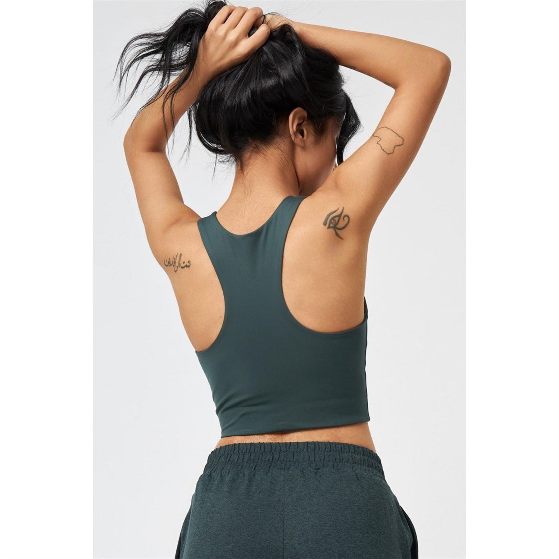 Girlfriend Collective Dylan Non Wired Medium Impact Sports Bra