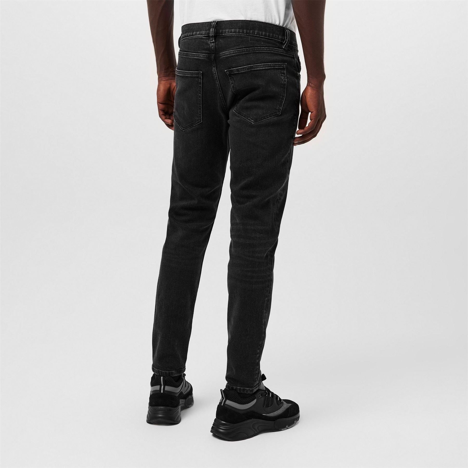 Diesel 2019 D Strukt