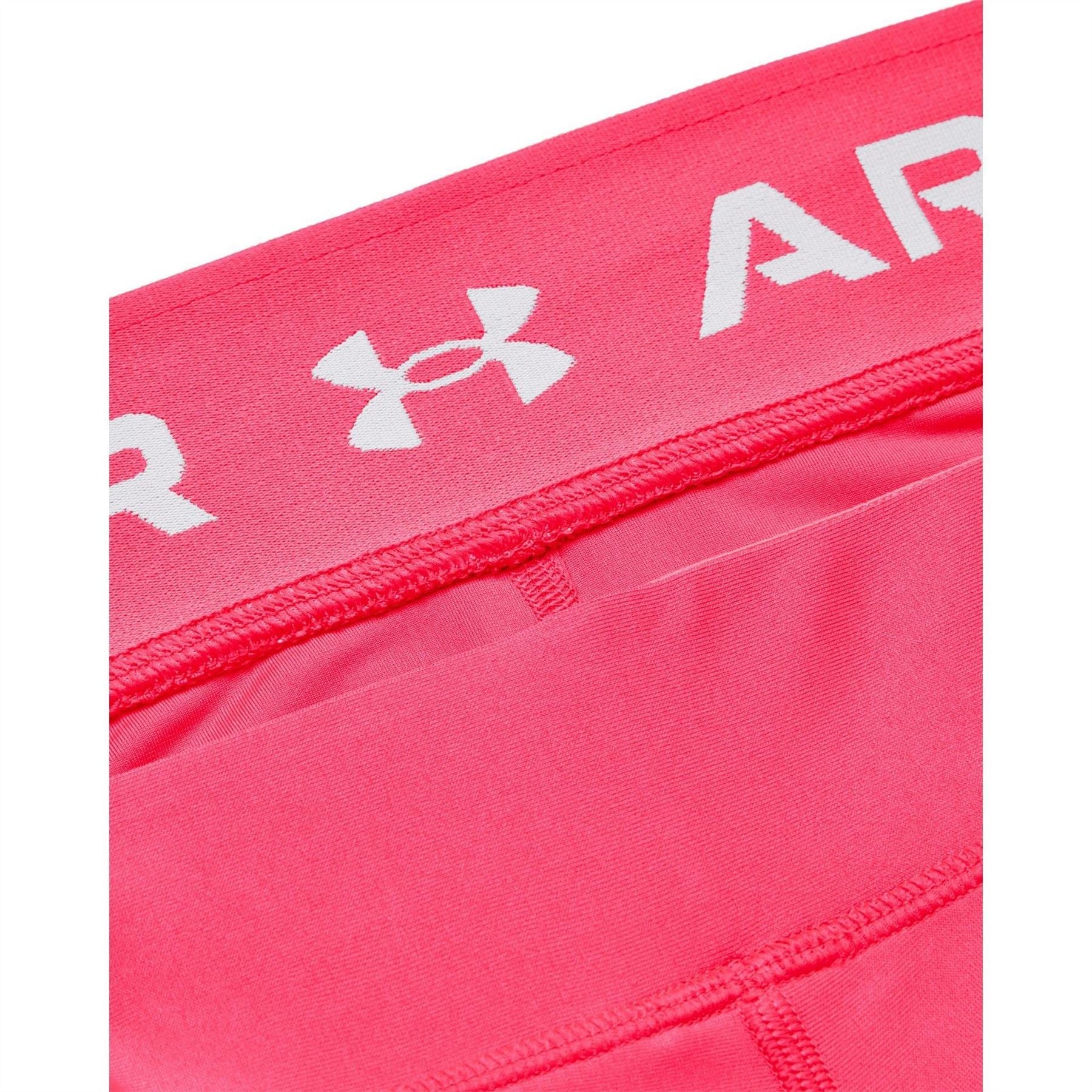 Under Armour Womens Heatgear Mid Shortsy Shorts