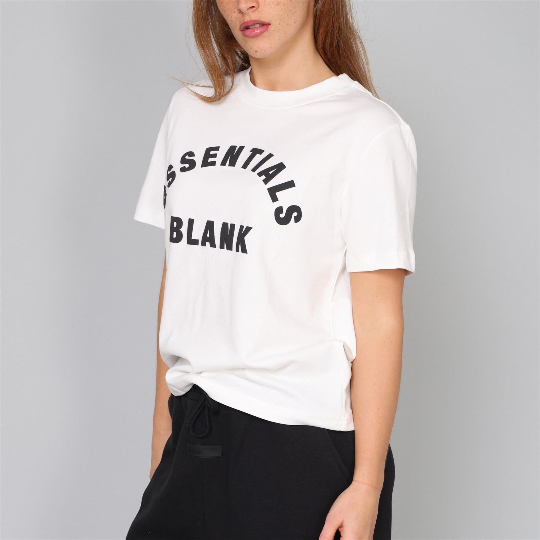 Blank Essentials Lettering Crew Neck Ribbed Collar Short Sleeve Boyfriend T-Shirt
