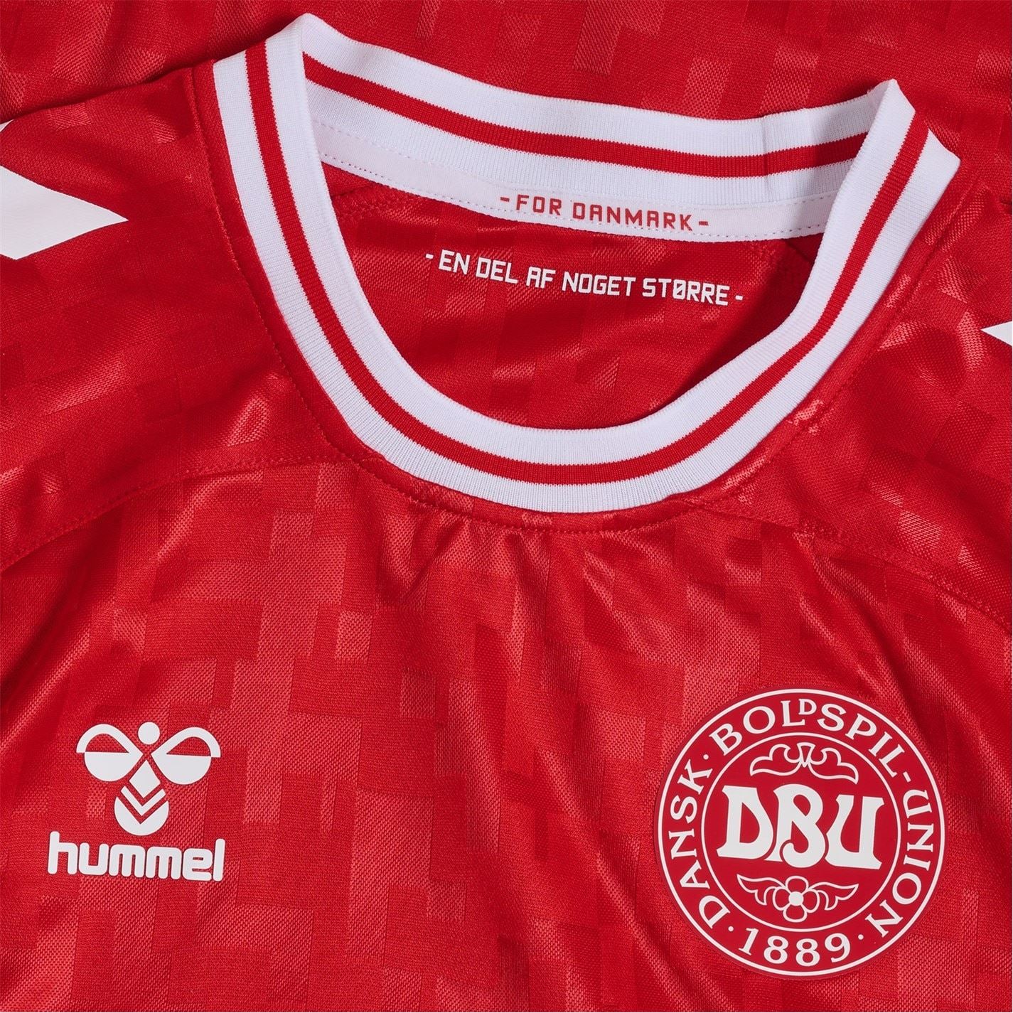 Hummel Denmark 2024 Regular Fit Short Sleeve Shirt