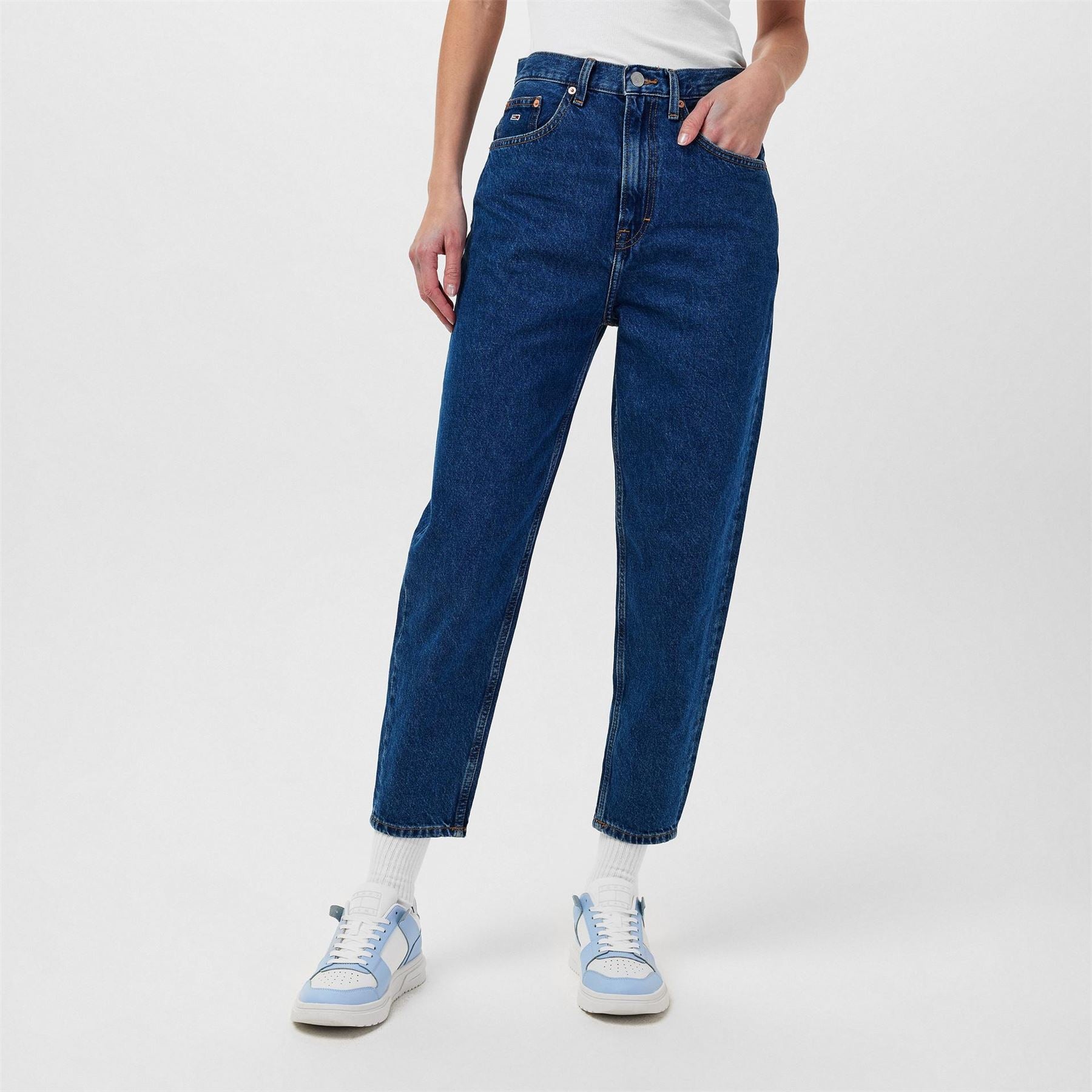 Tommy Jeans High Rise Tapered Mom Jeans