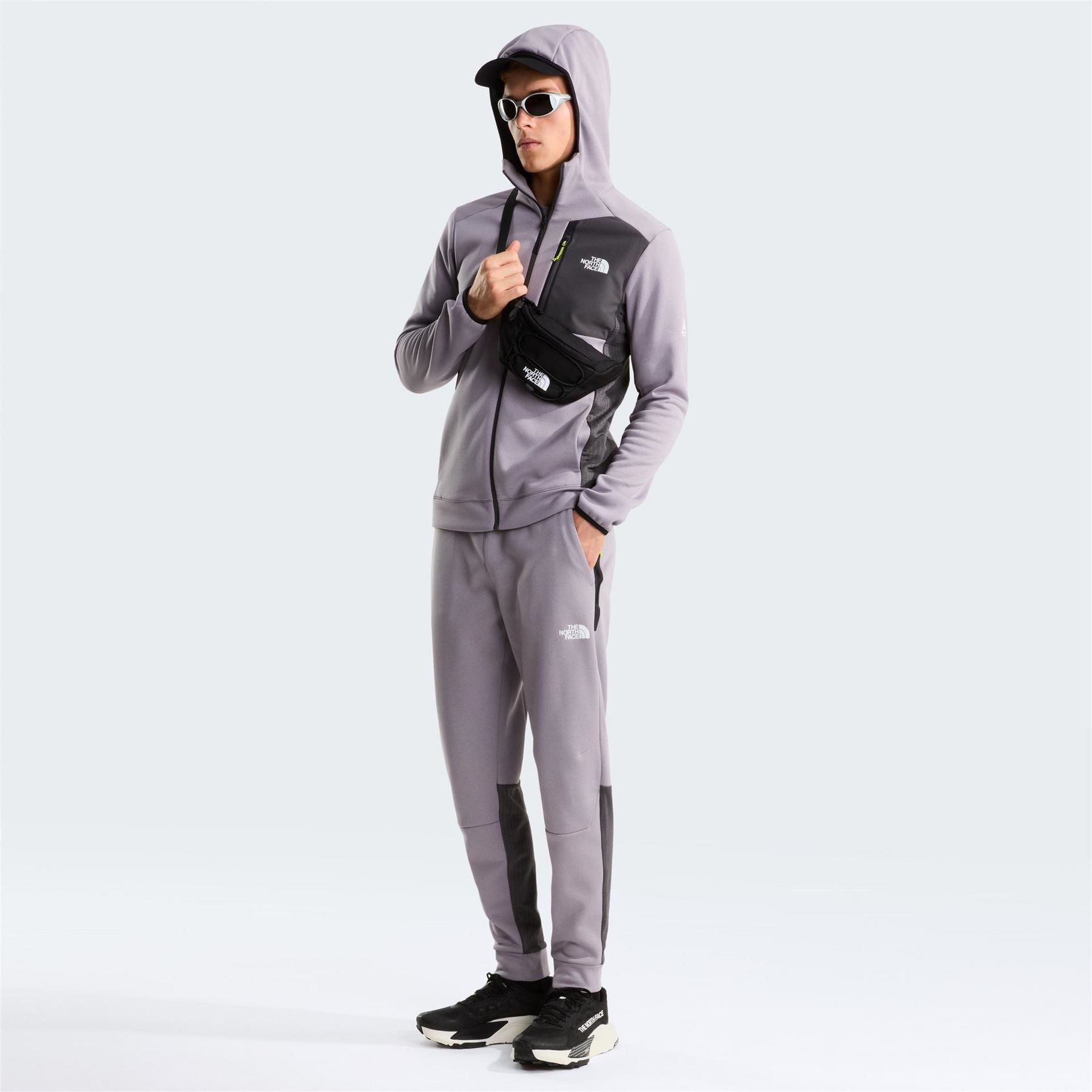 The North Face Mens North Face Mountain Athletics Fleece