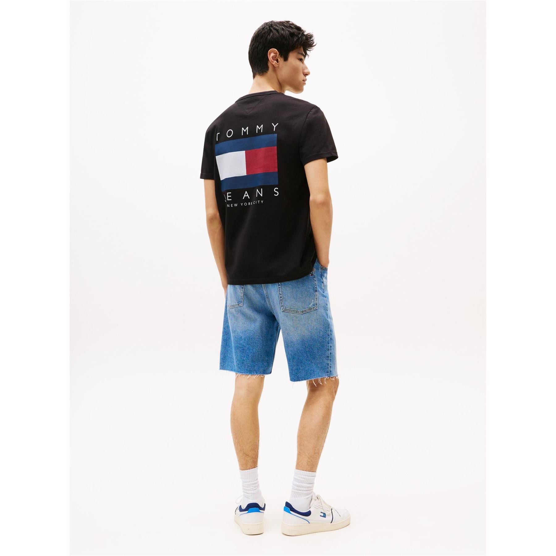 Tommy Jeans Flag Logo T-Shirt