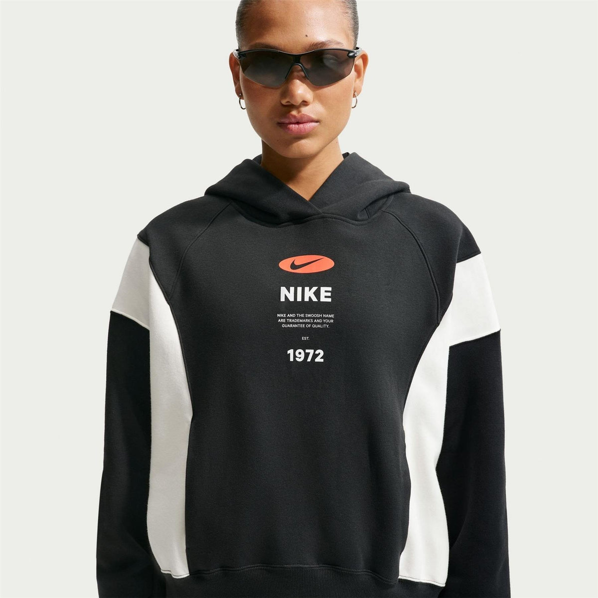 Nike Wordmark Graphic Hooded Long Sleeve Sweatshirt