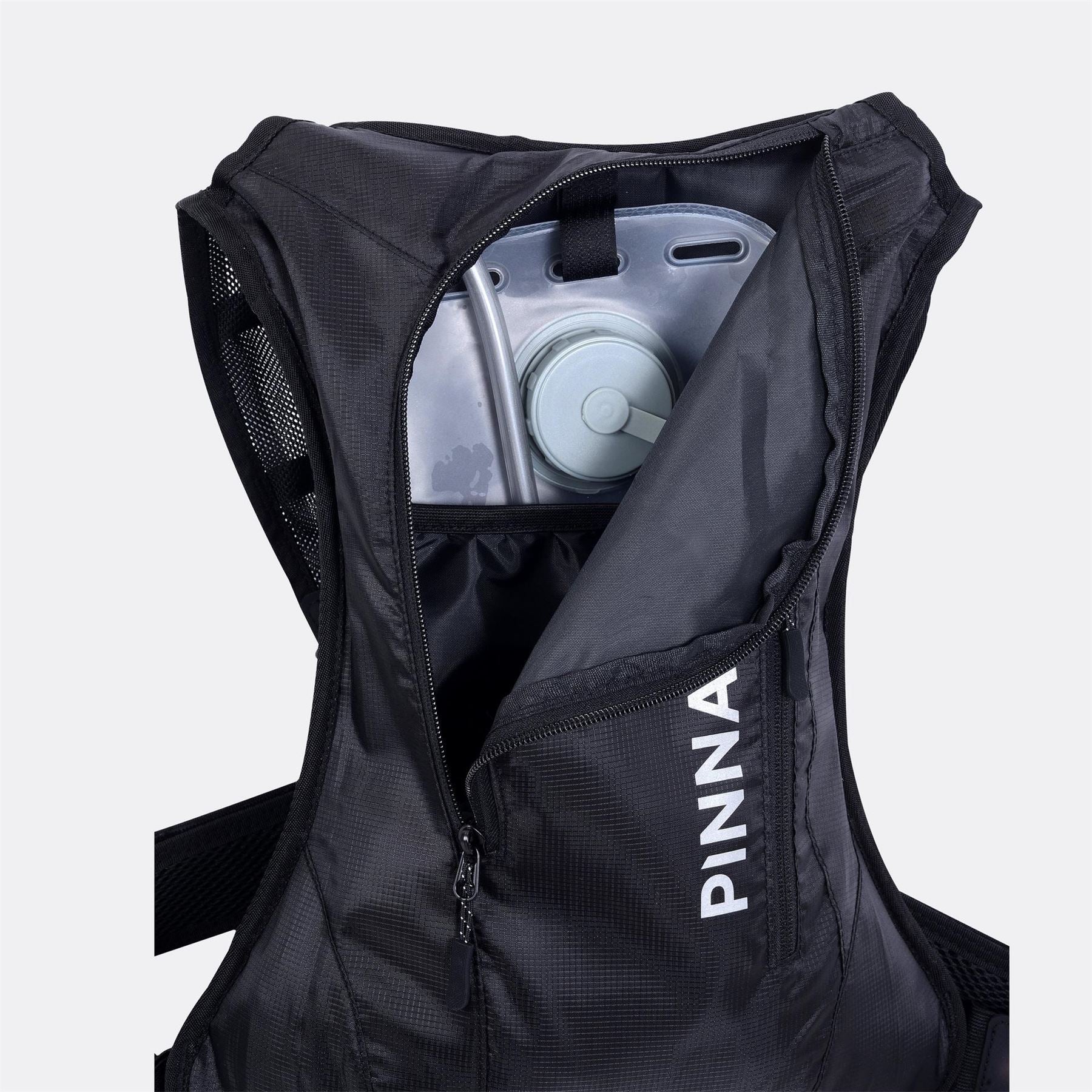 Pinnacle  Hbag 3l  63