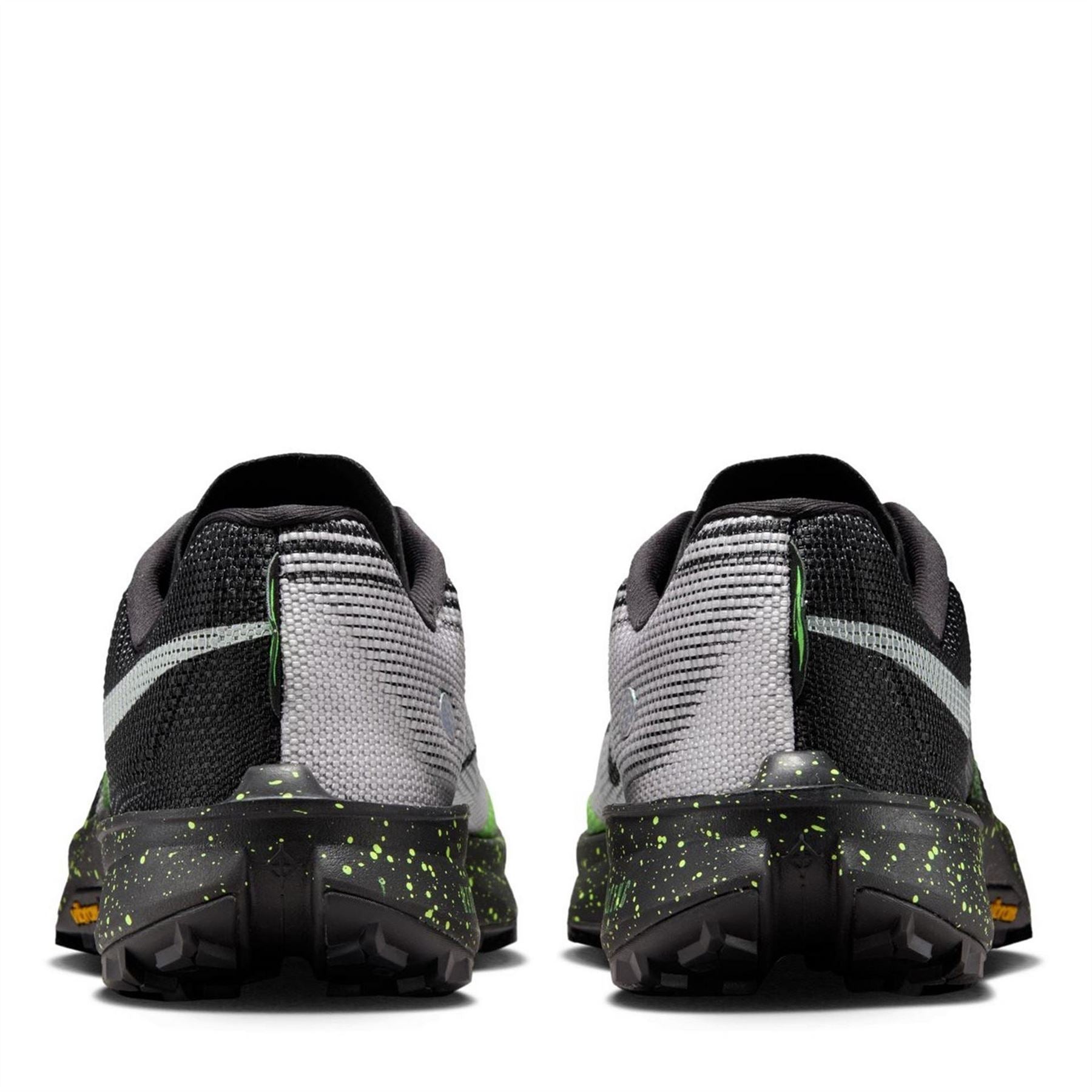 Nike Mens Kiger 10 Trail Running Shoes