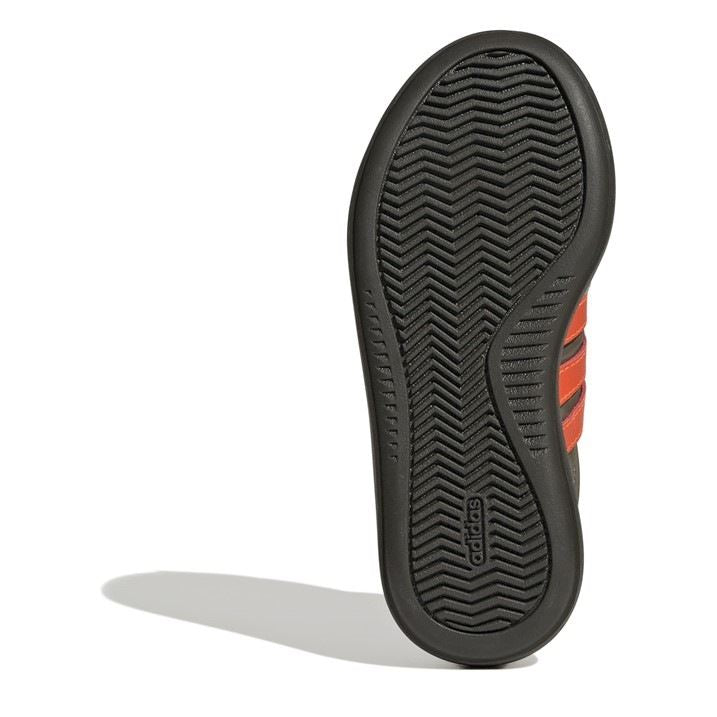 adidas Barreda Low Top Three Stripes Sneakers