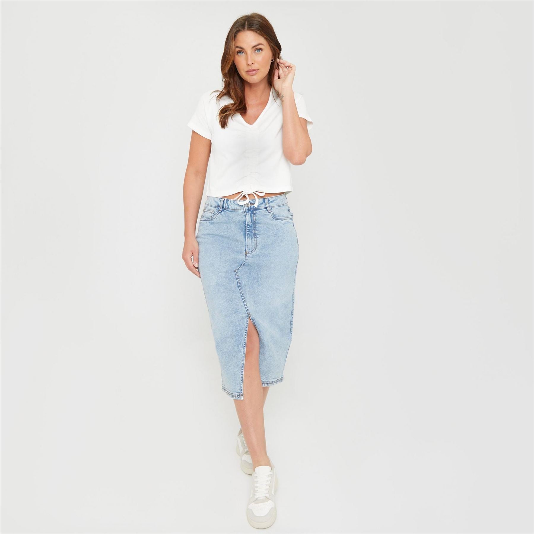 Be You Womens Ruched Rib Top