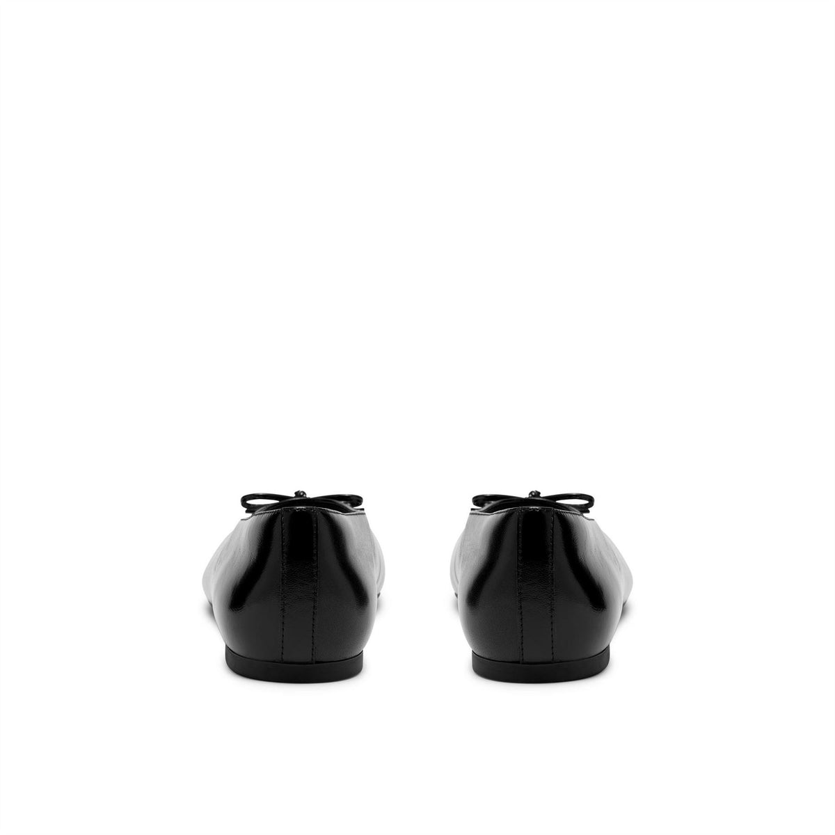 Clarks Befana Bow Closed Toe Flat Pumps