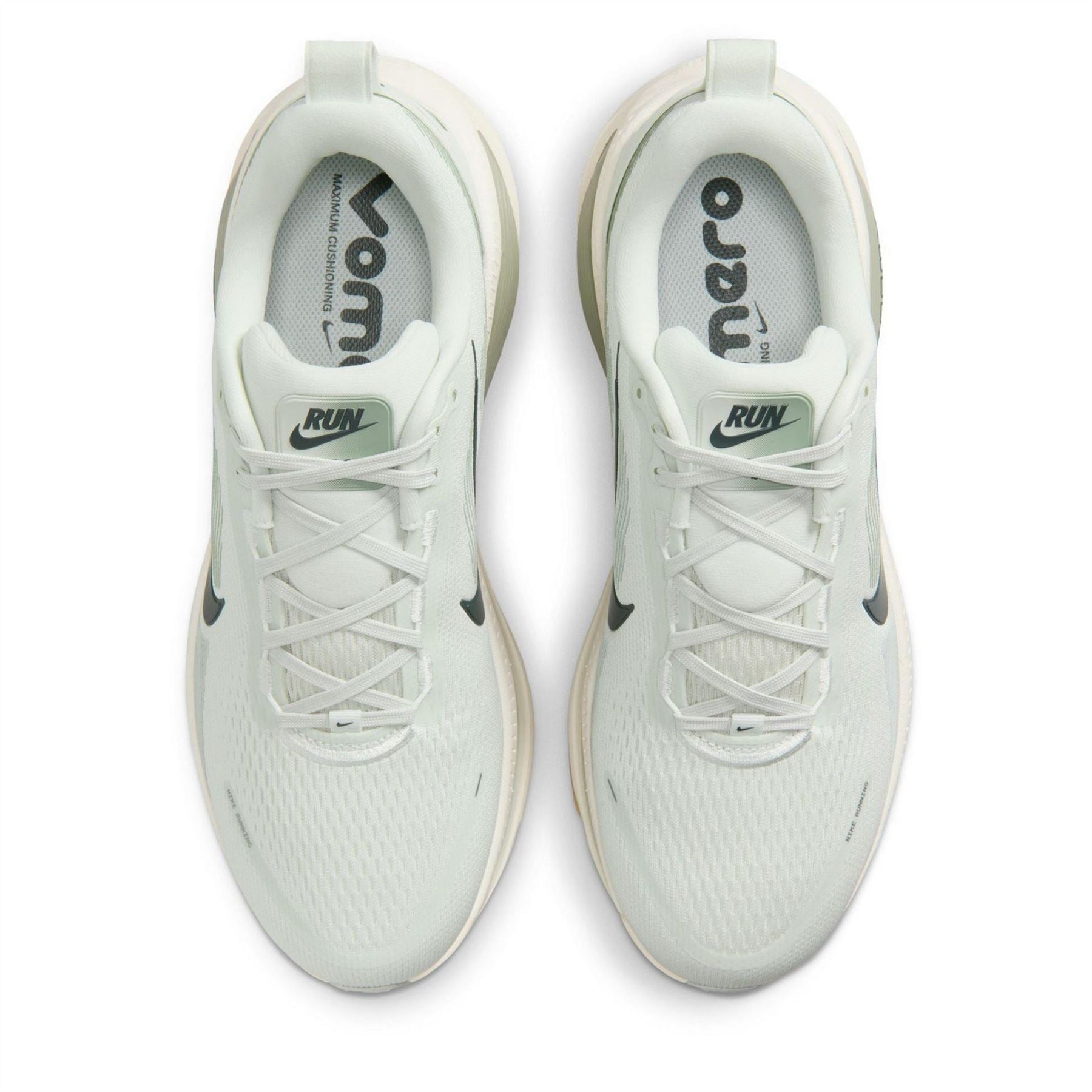 Nike Mens Vomero 18 Road Running Shoes