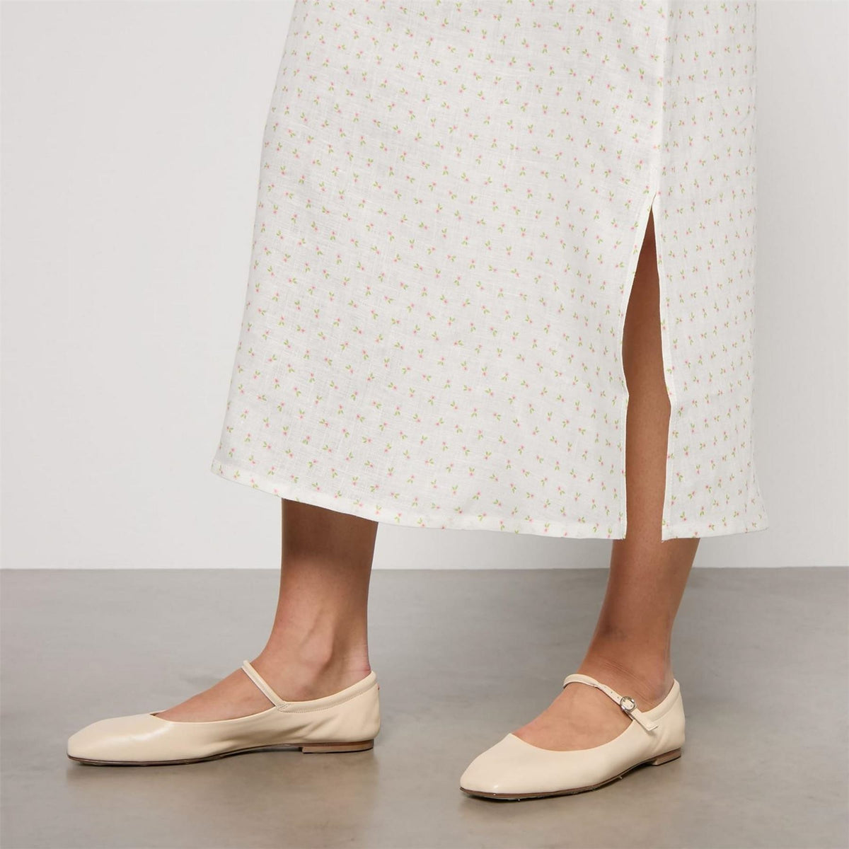 Sleeper Linen Dress