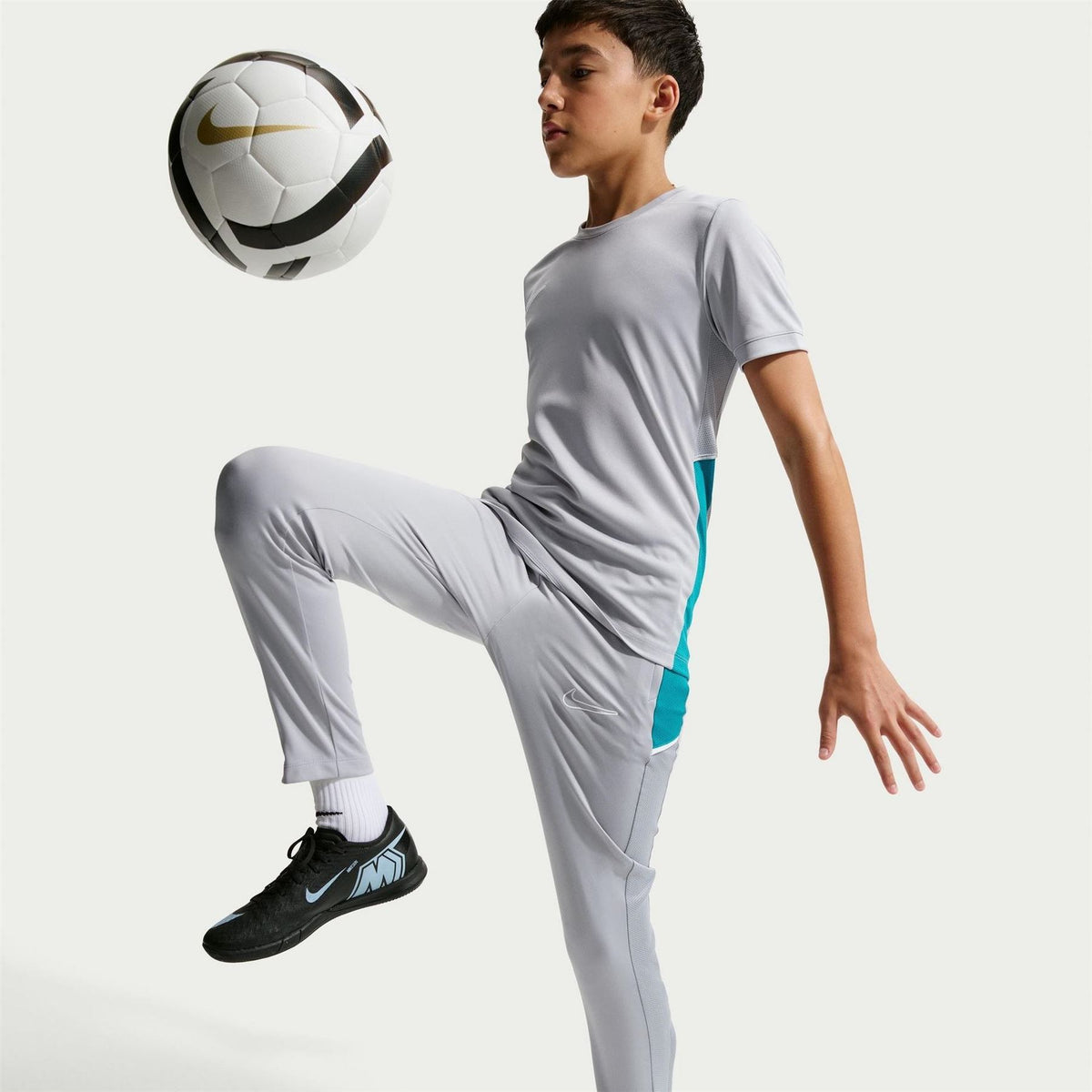 Nike Academy Training Tracksuit Bottoms Juniors