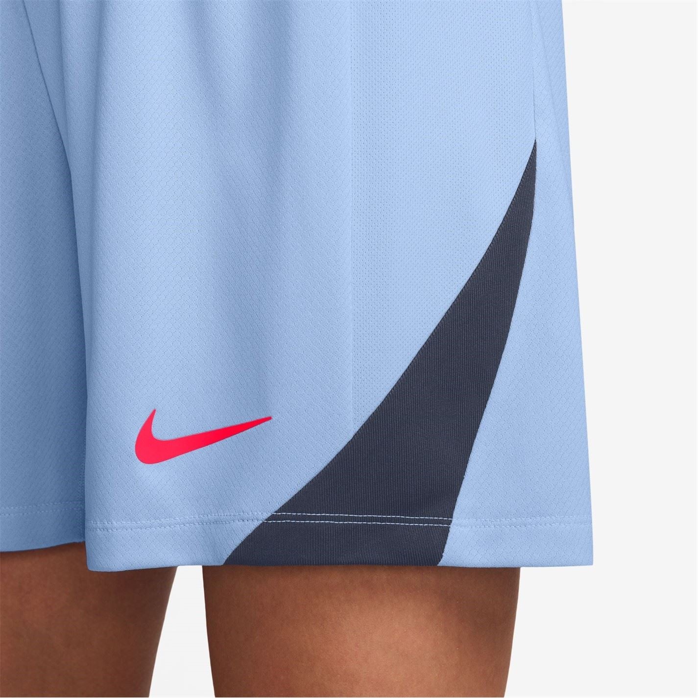 Nike Womens Strike Shorts