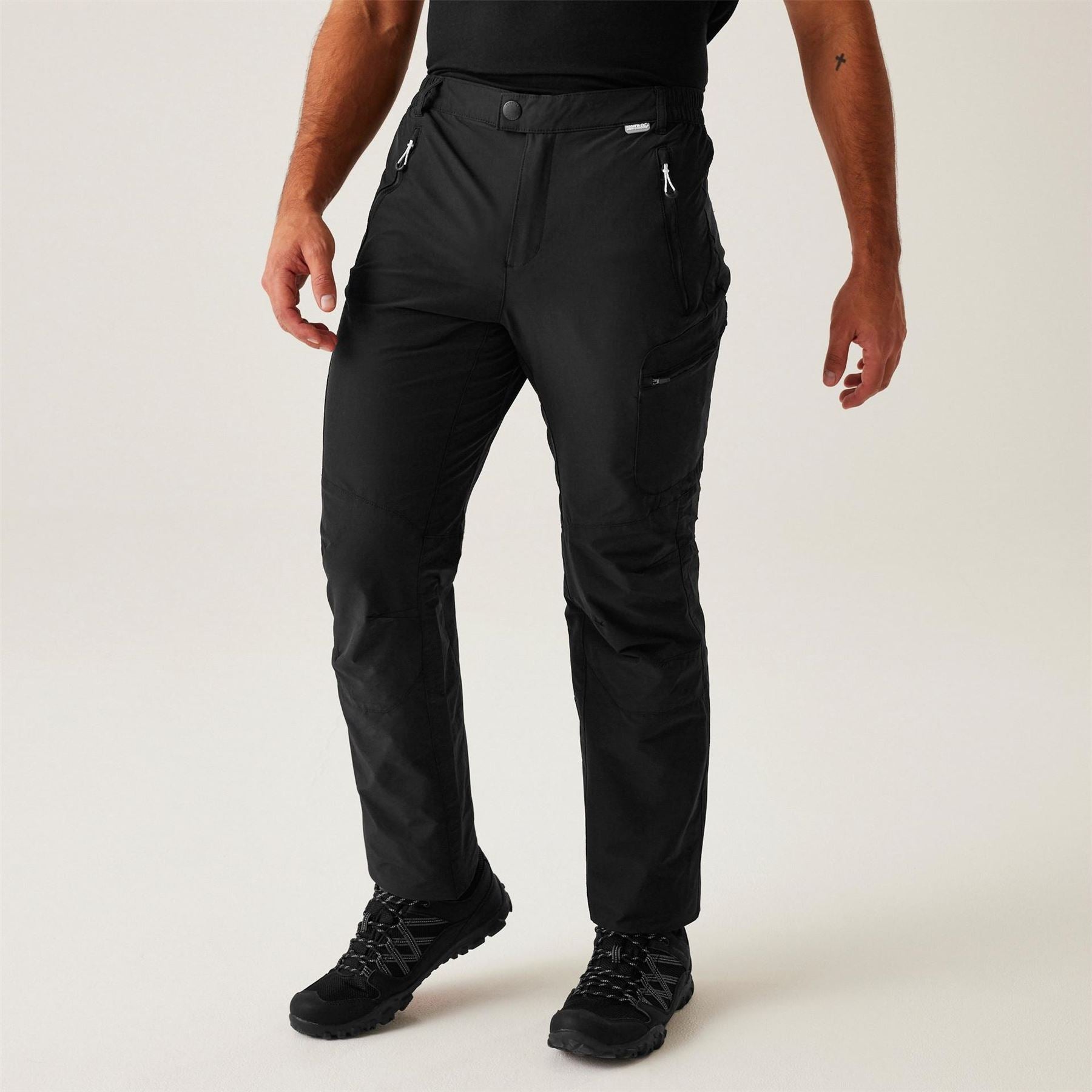 Regatta Highton Solid Patterned Straight Athletic Pants