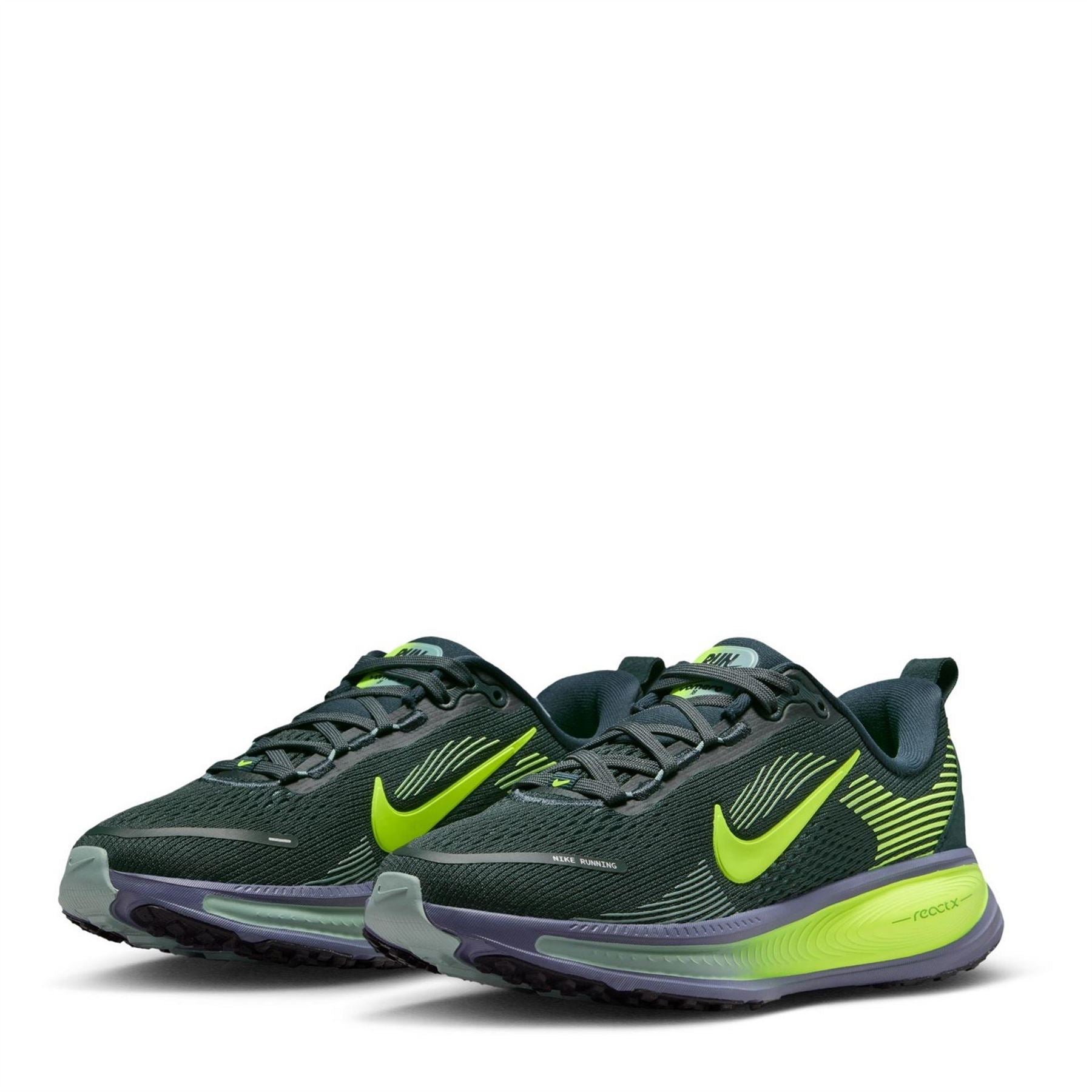 Nike Vomero 18 Trainers Juniors
