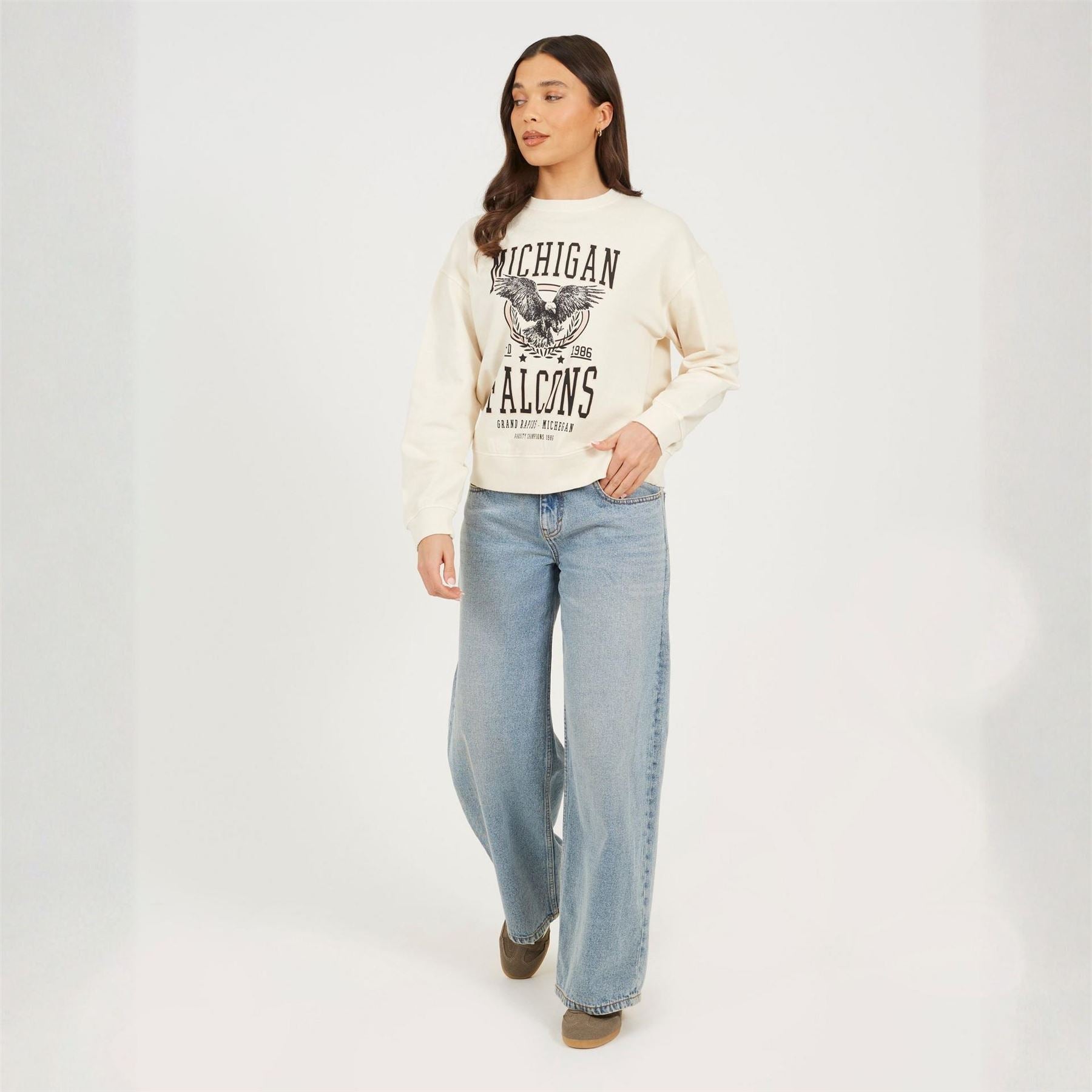 Brave Soul Womens Crew Neck Graphic Sweatshirt