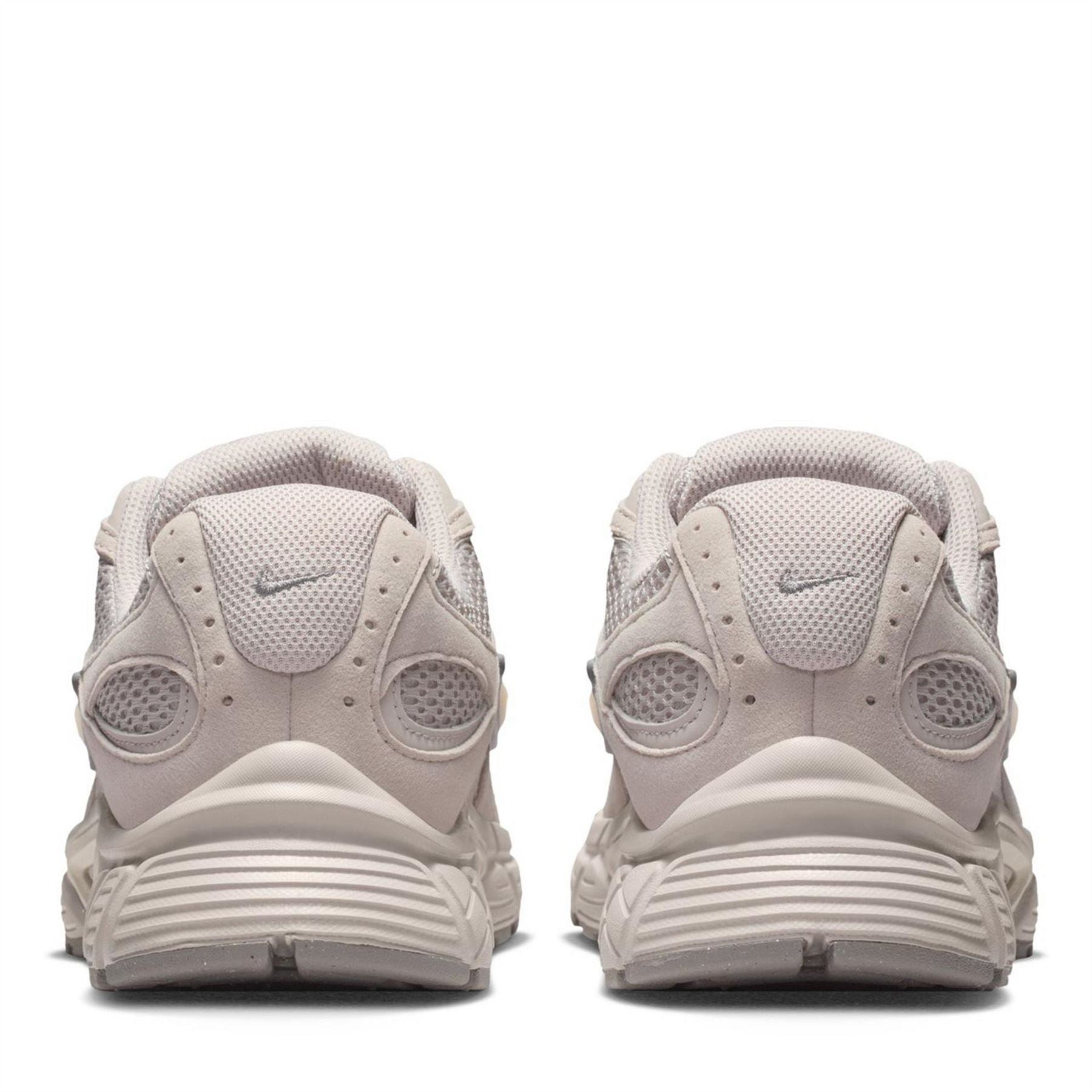 Nike Vomero Run 5 Lace-Up Running Trainers